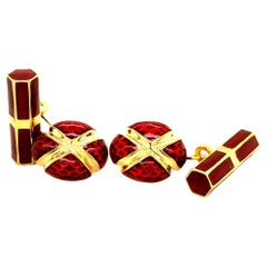 Gemelli BERCA in argento smaltato a mano rosso brillante a forma di uovo con chiusura a bastoncino