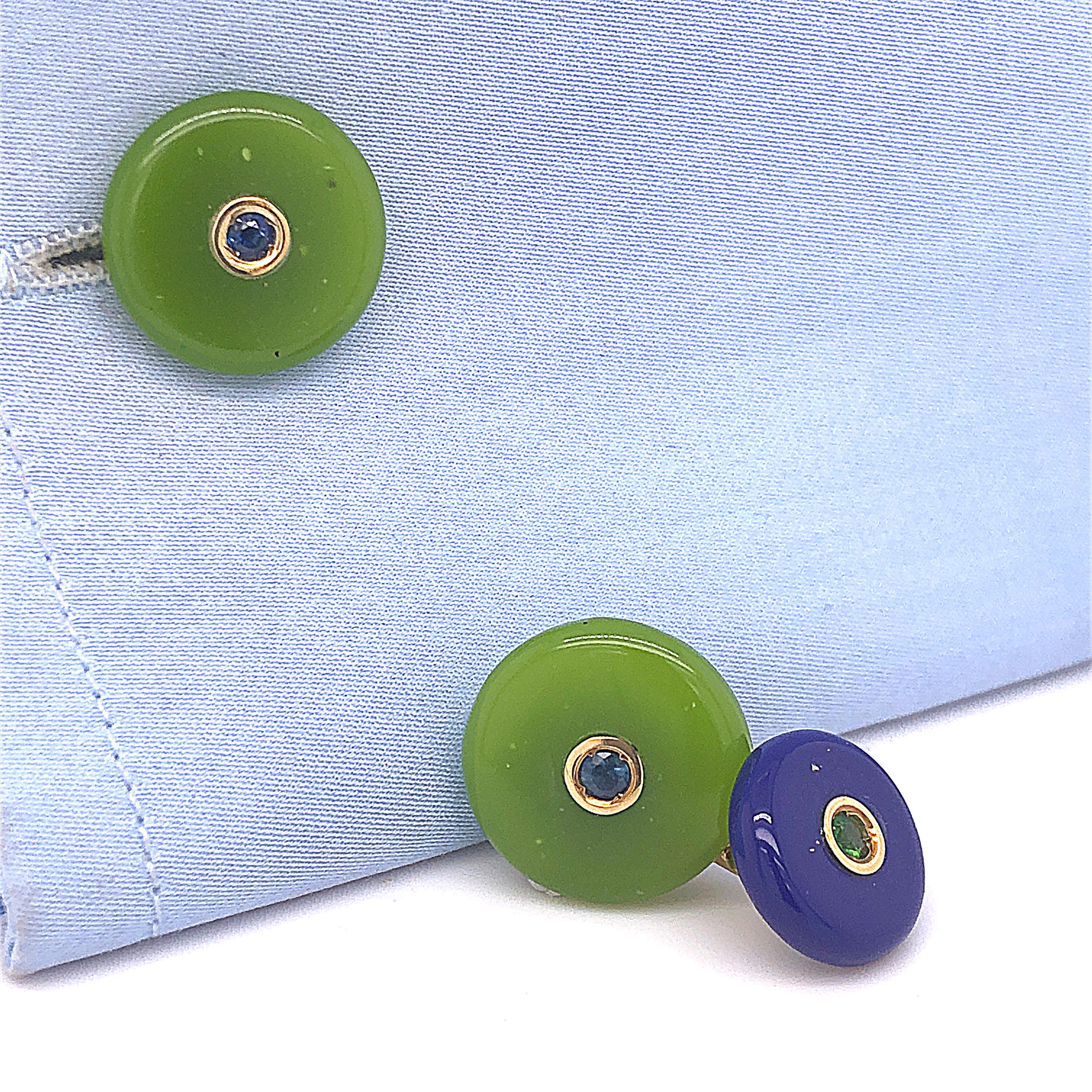 Berca Emerald Sapphire in a Jade Lapis-Lazuli Disk Yellow Gold Setting Cufflinks In New Condition For Sale In Valenza, IT