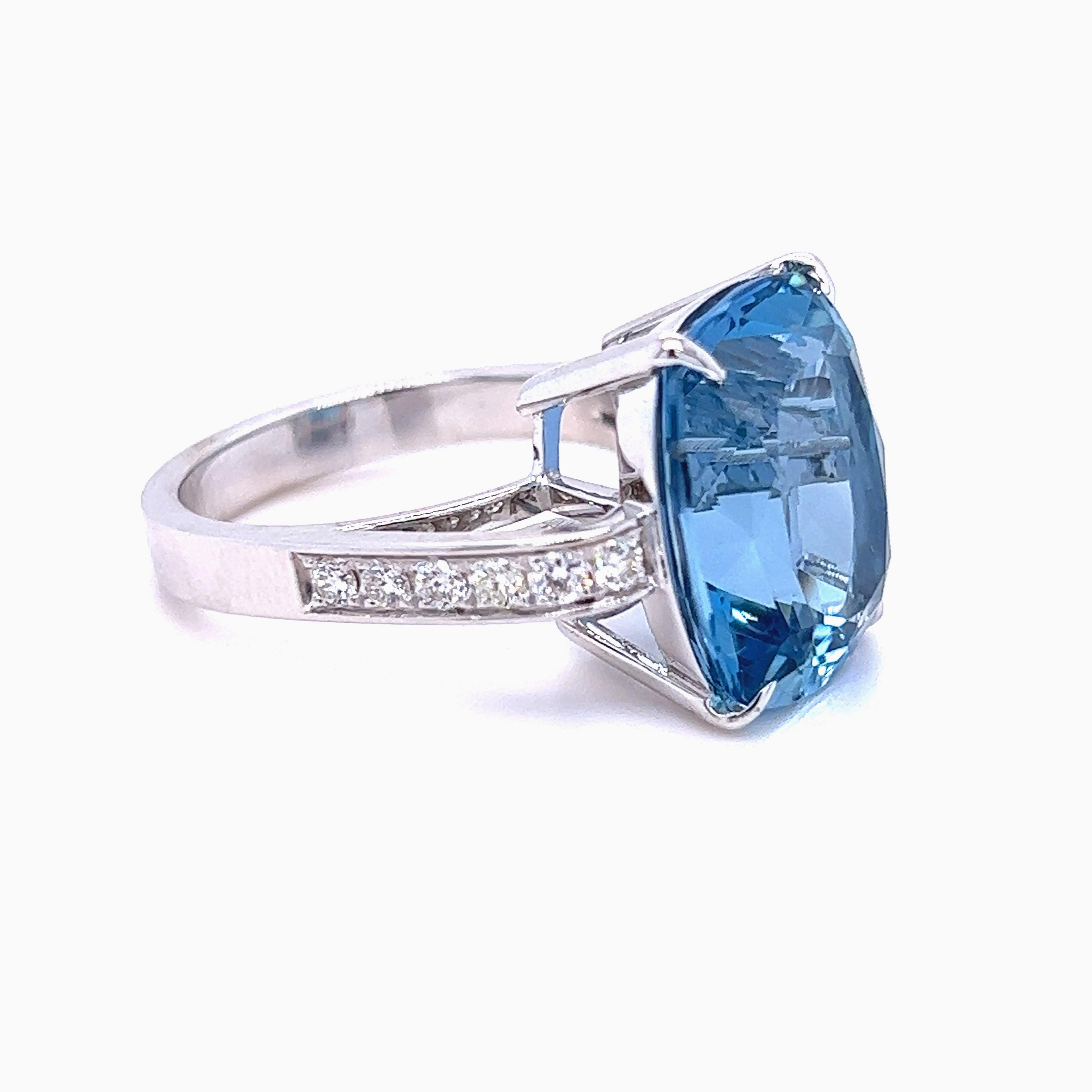 BERCA Bague certifiée GIA 9.15Kt Antik Aigue-marine bleue taille coussin Diamant blanc en vente 2