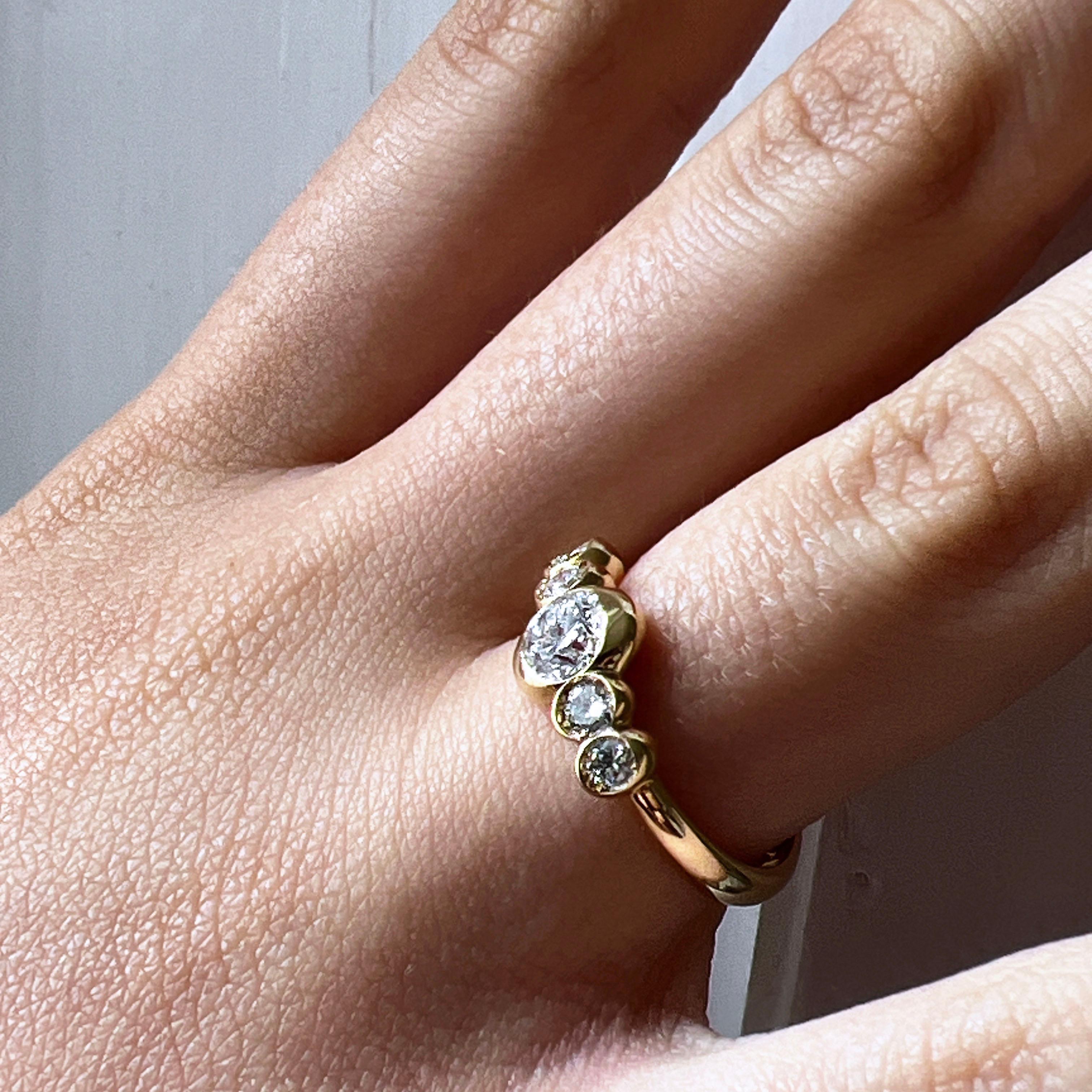 Berca GIA Certified Brilliant Cut White Diamond Five Stones Yellow Gold Ring For Sale 2