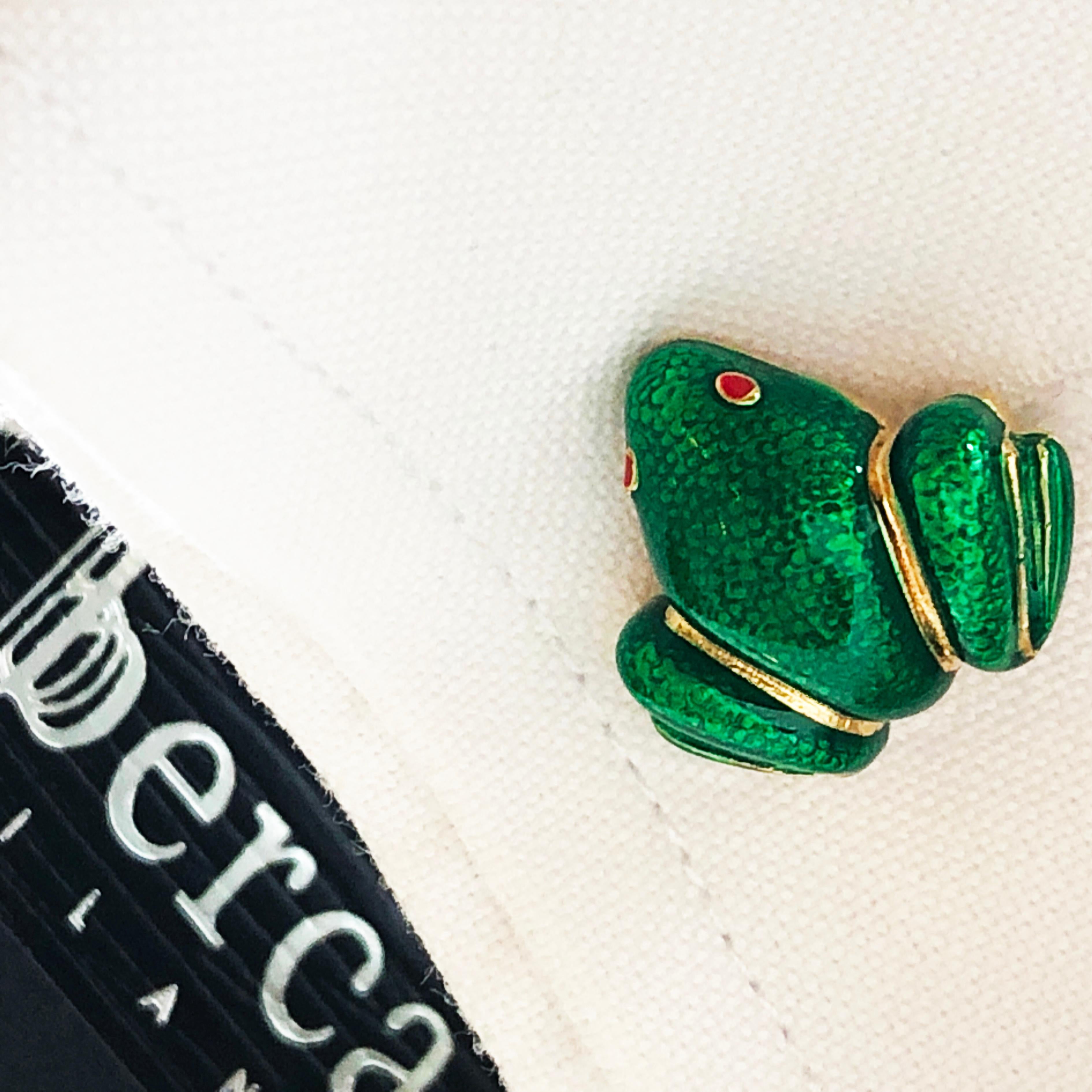 Berca Green Hand Enameled Frog Shaped Sterling Silver Gold-Plated Cufflinks For Sale 5