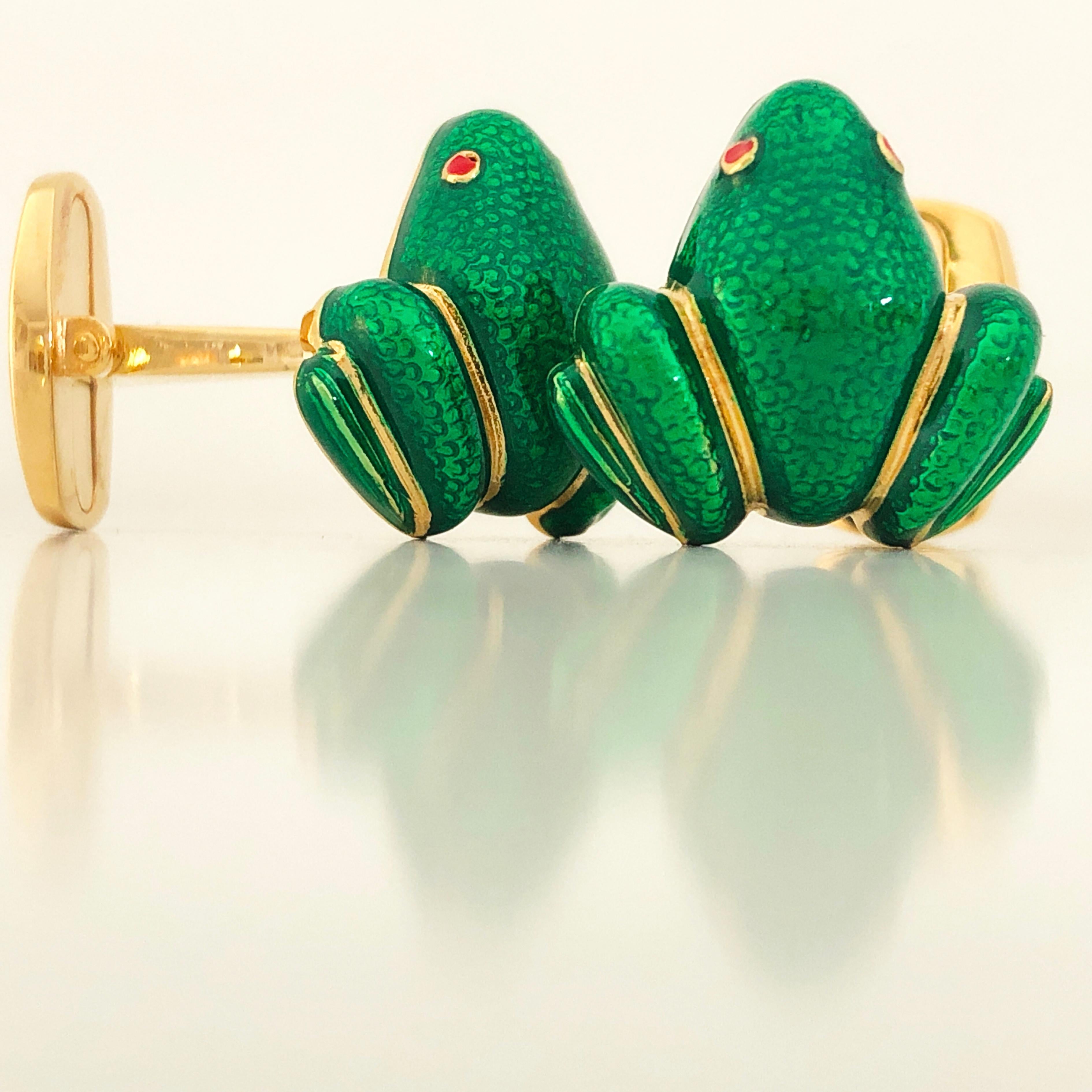 Berca Green Hand Enameled Frog Shaped Sterling Silver Gold-Plated Cufflinks For Sale 1
