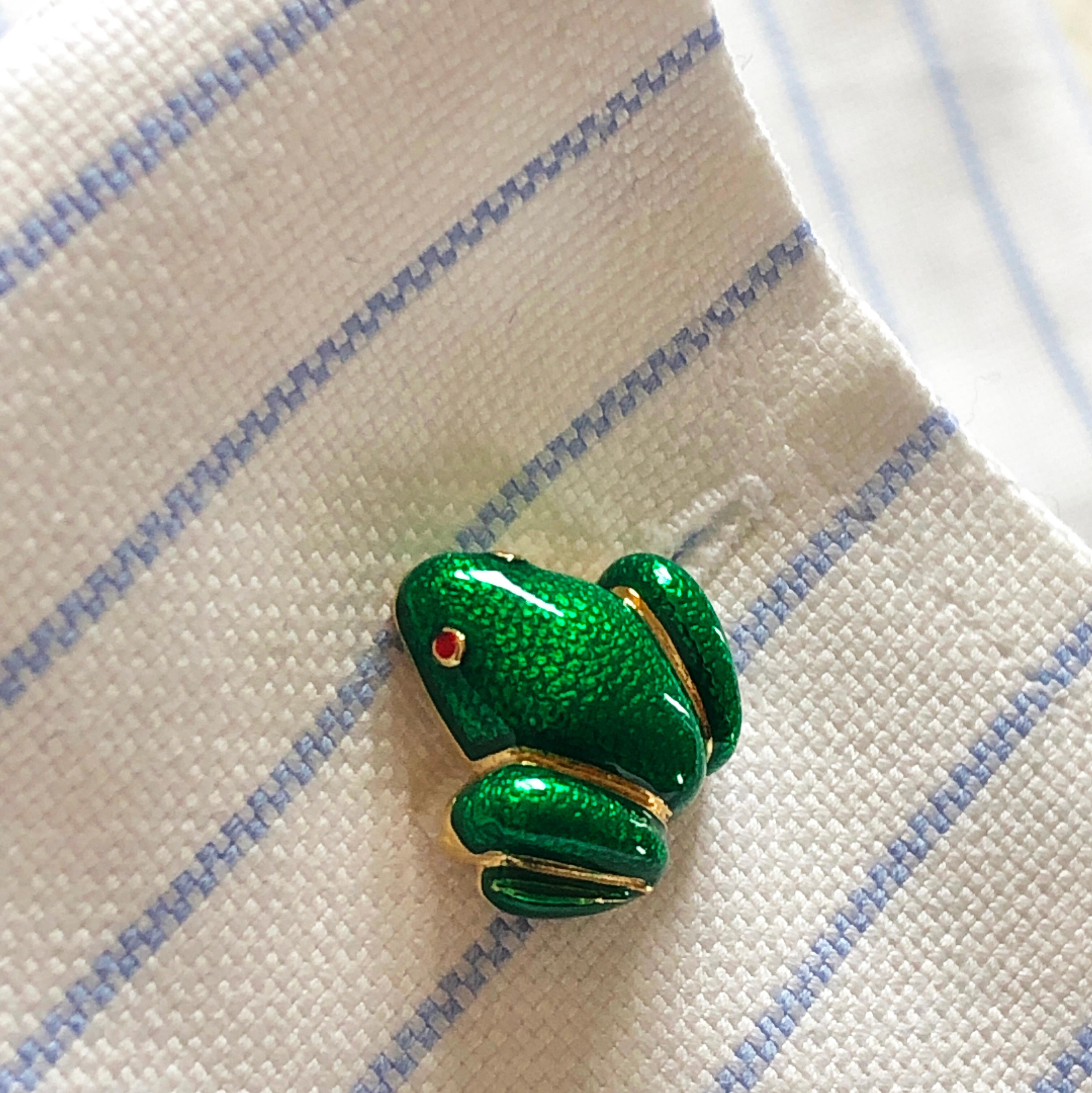 Berca Green Hand Enameled Frog Shaped Sterling Silver Gold-Plated Cufflinks For Sale 2