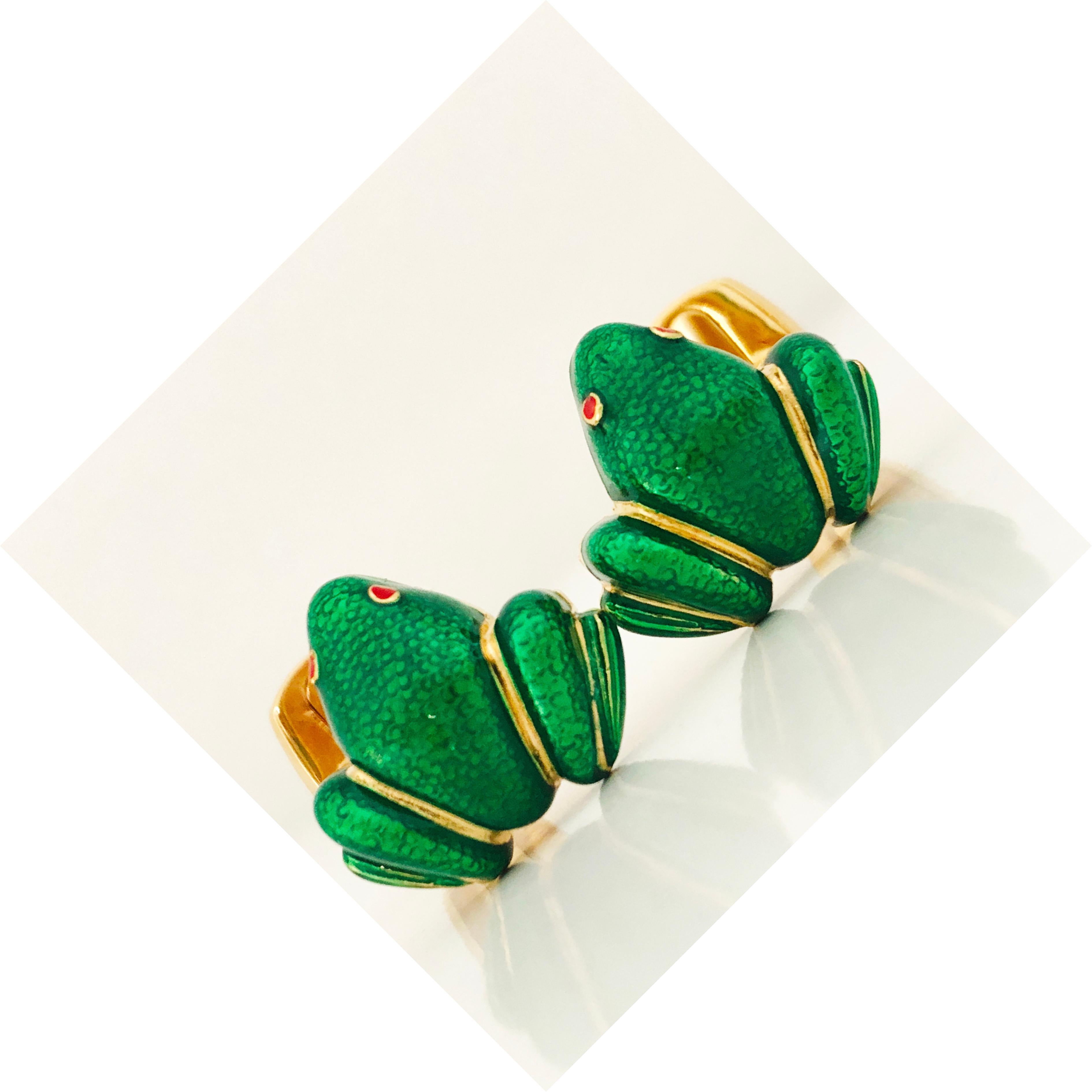 Berca Green Hand Enameled Frog Shaped Sterling Silver Gold-Plated Cufflinks For Sale 1