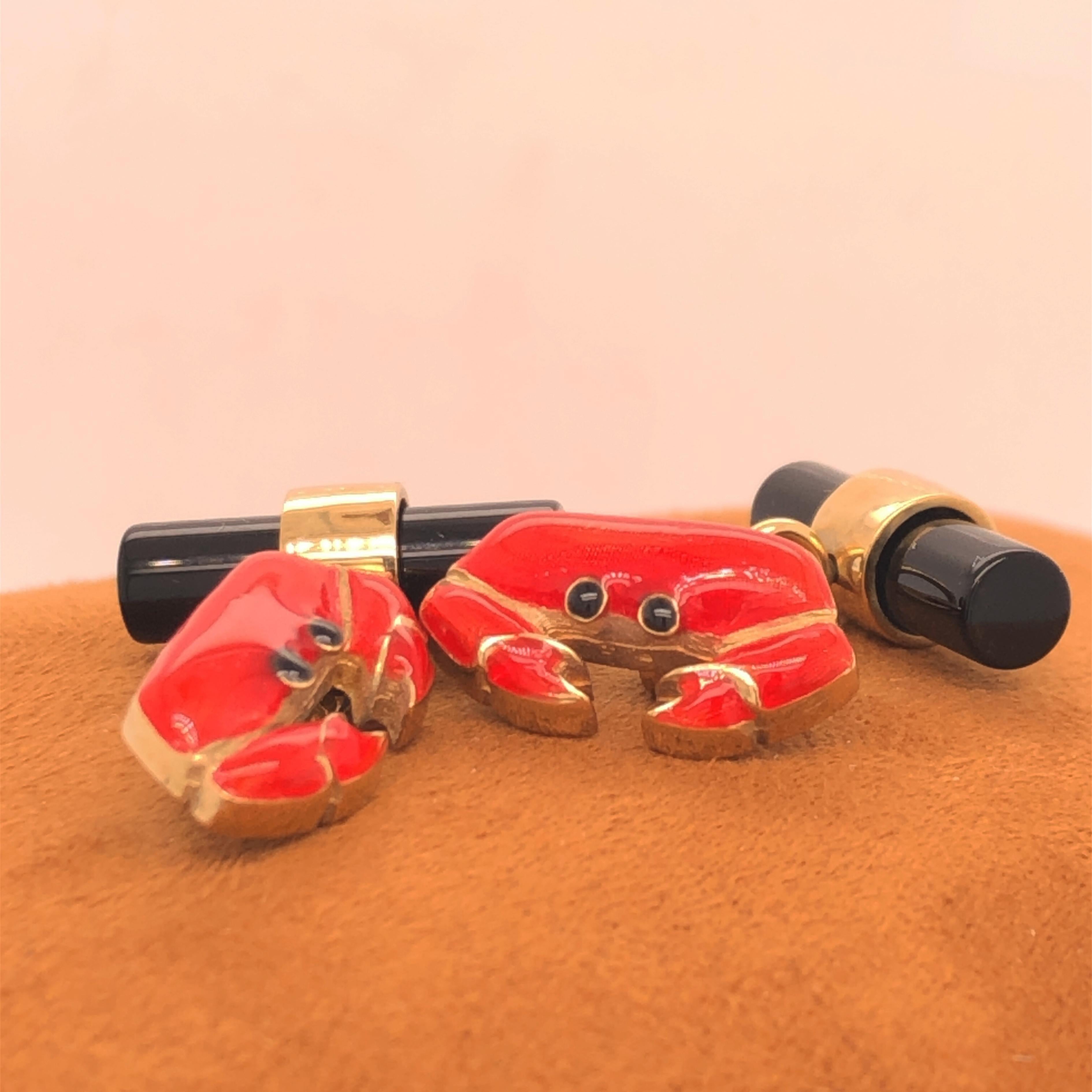 Berca Hand Enameled Red Crab, Cancer Sign Shaped Onyx Stick Back Gold Cufflinks For Sale 6