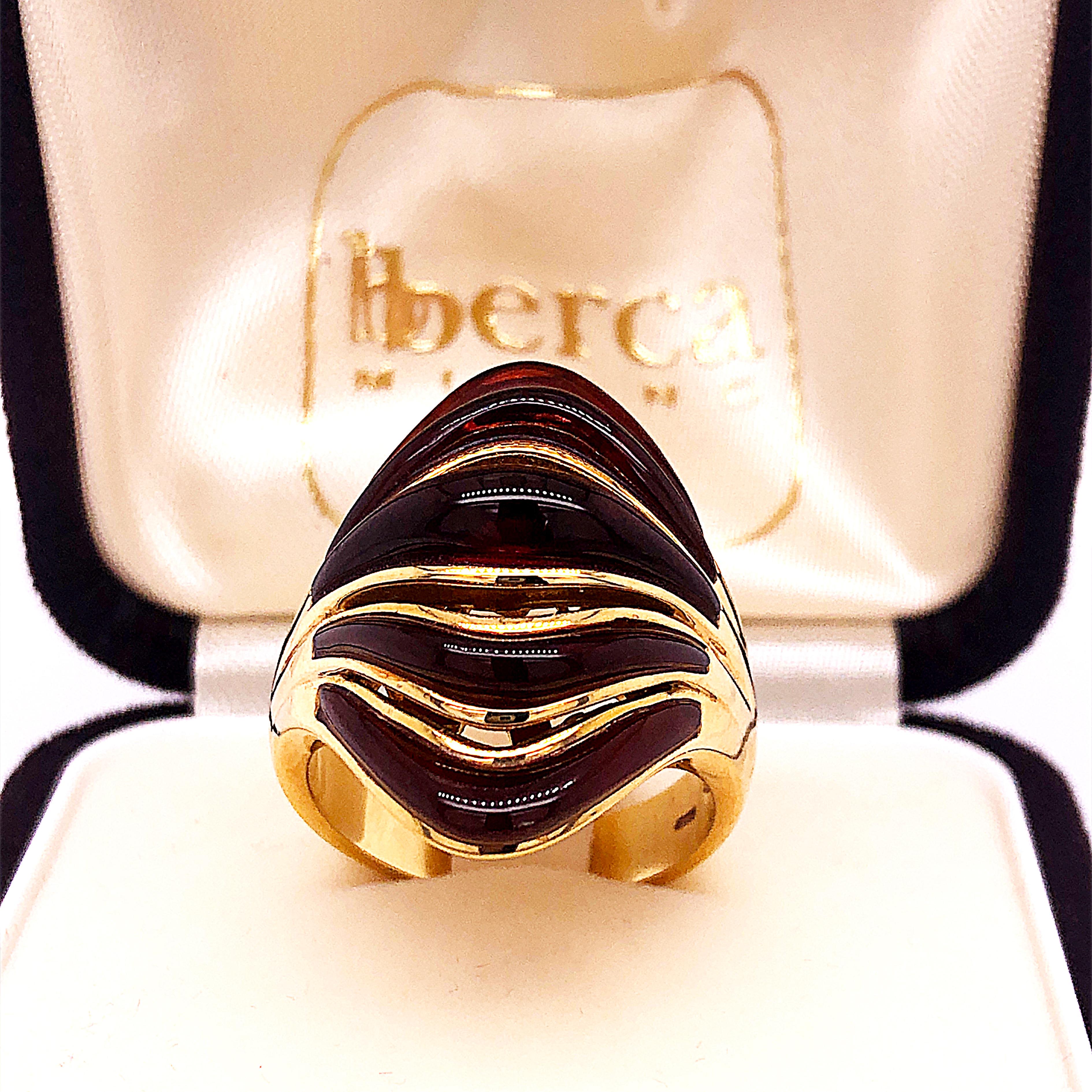 Berca Iconic Natural Red Garnet Yellow Gold Setting Waves Cocktail Ring 9