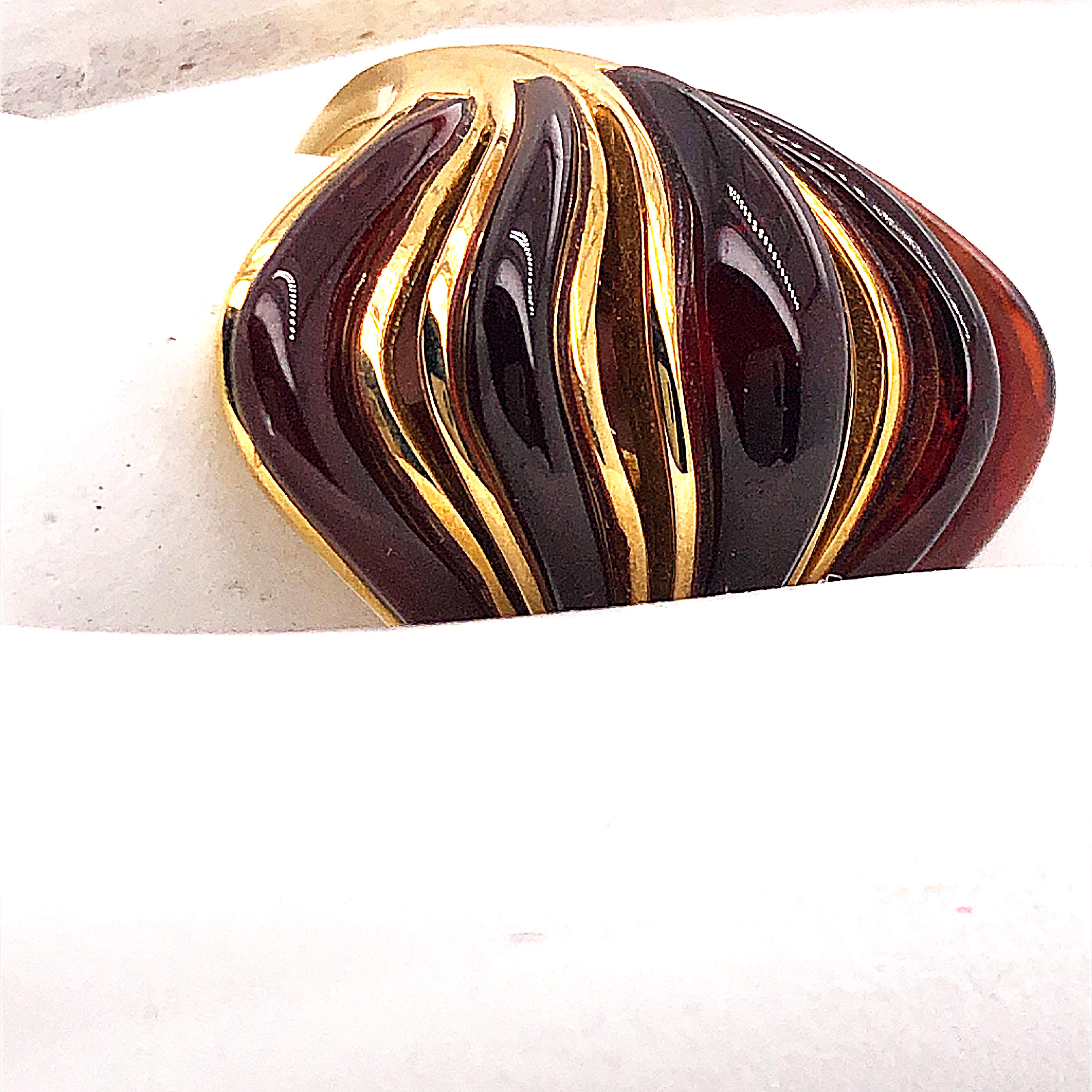 Berca Iconic Natürlicher roter Granat Gelbgold Fassung Wellen Cocktail-Ring im Angebot 3