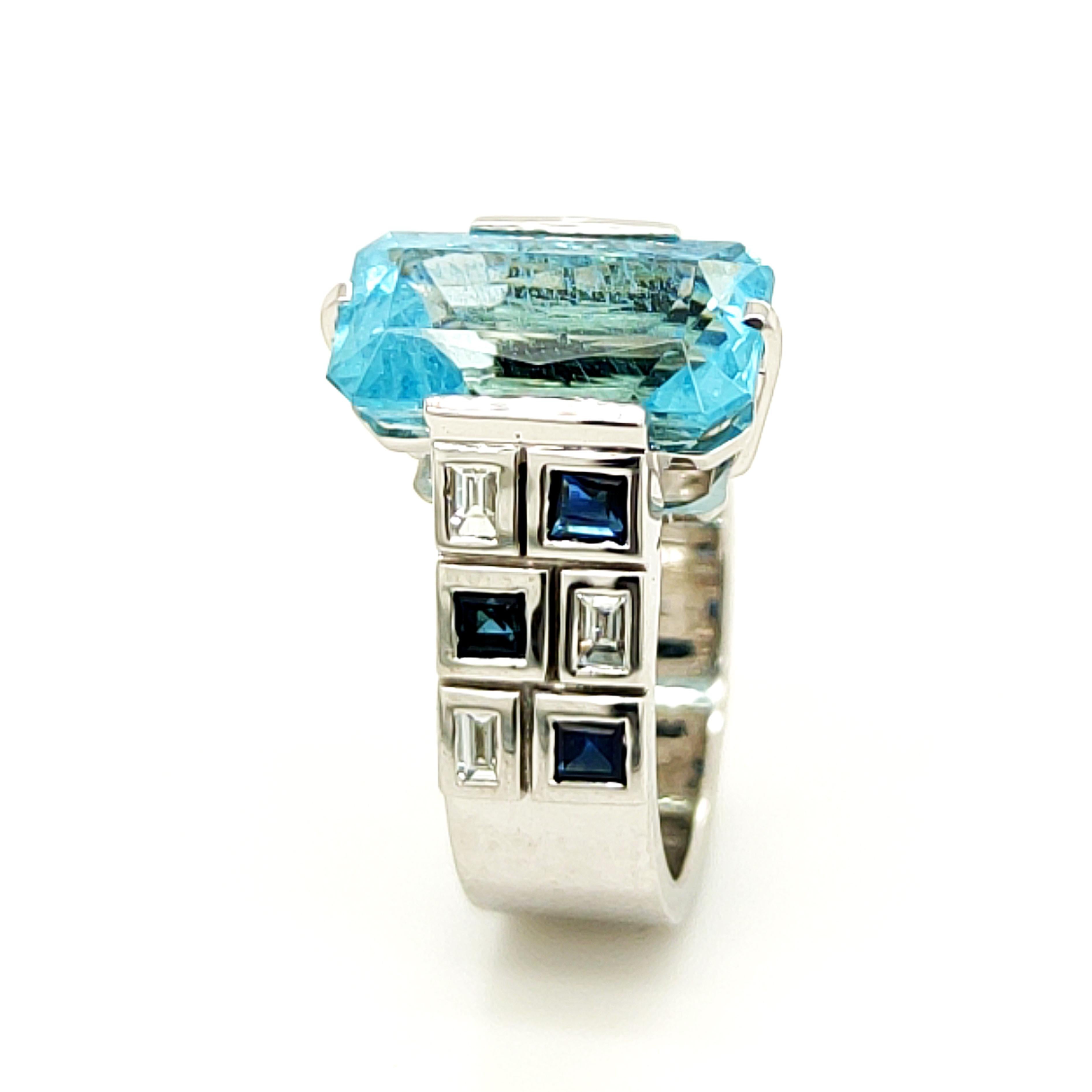 Contemporary Berca IGI Certified 5.57 Karat Rectangular Cut Aquamarine Diamond Sapphire Ring