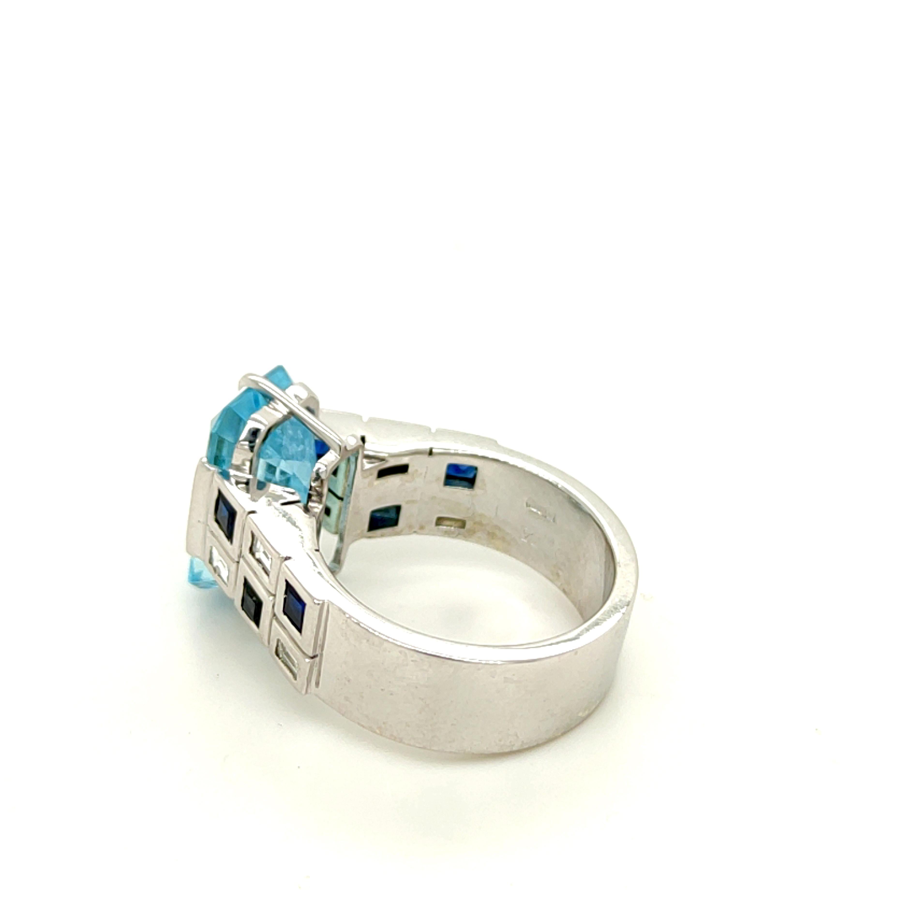 Berca IGI Certified 5.57 Karat Rectangular Cut Aquamarine Diamond Sapphire Ring In New Condition In Valenza, IT