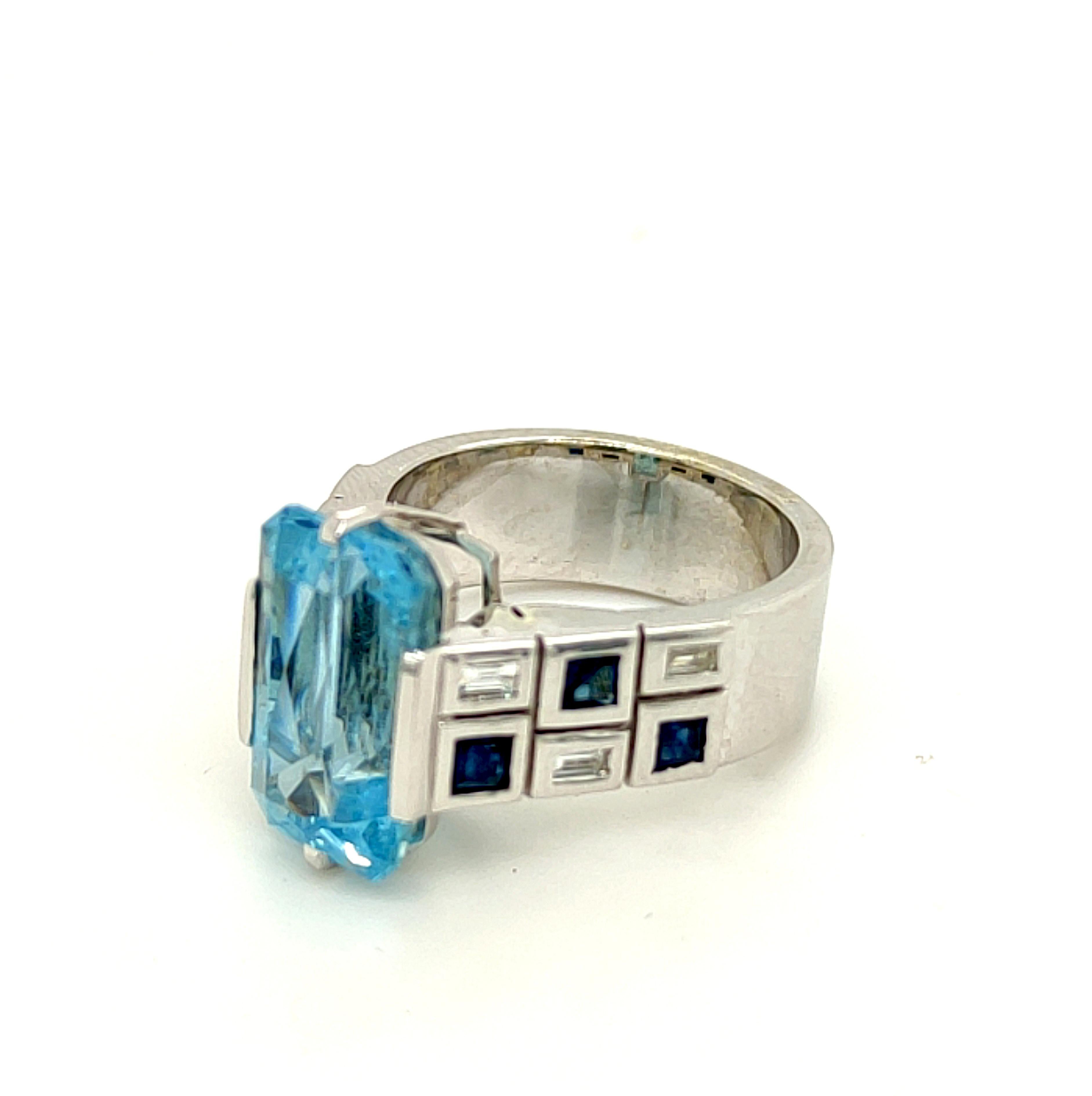 Women's Berca IGI Certified 5.57 Karat Rectangular Cut Aquamarine Diamond Sapphire Ring