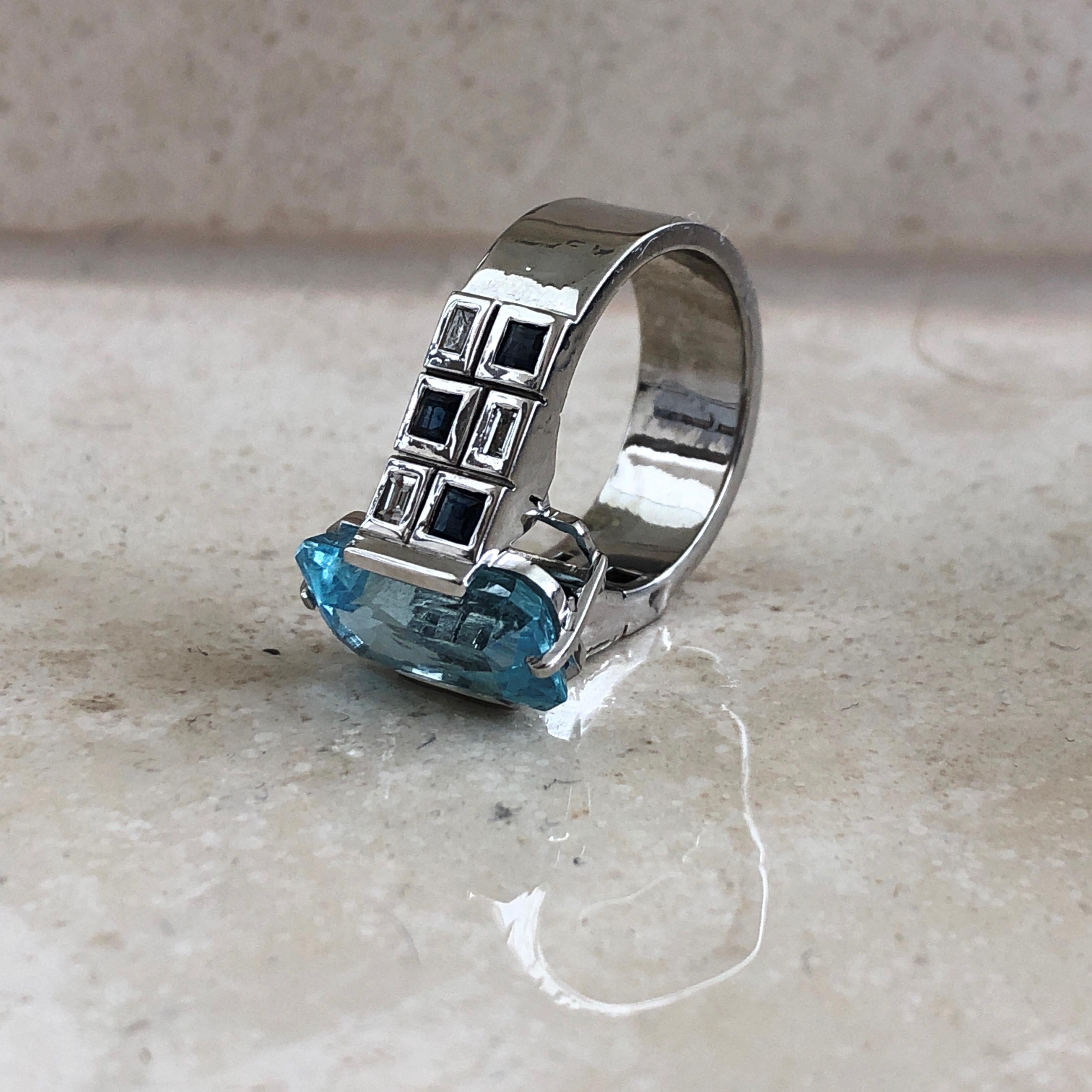 Berca IGI Certified 5.57 Karat Rectangular Cut Aquamarine Diamond Sapphire Ring 2