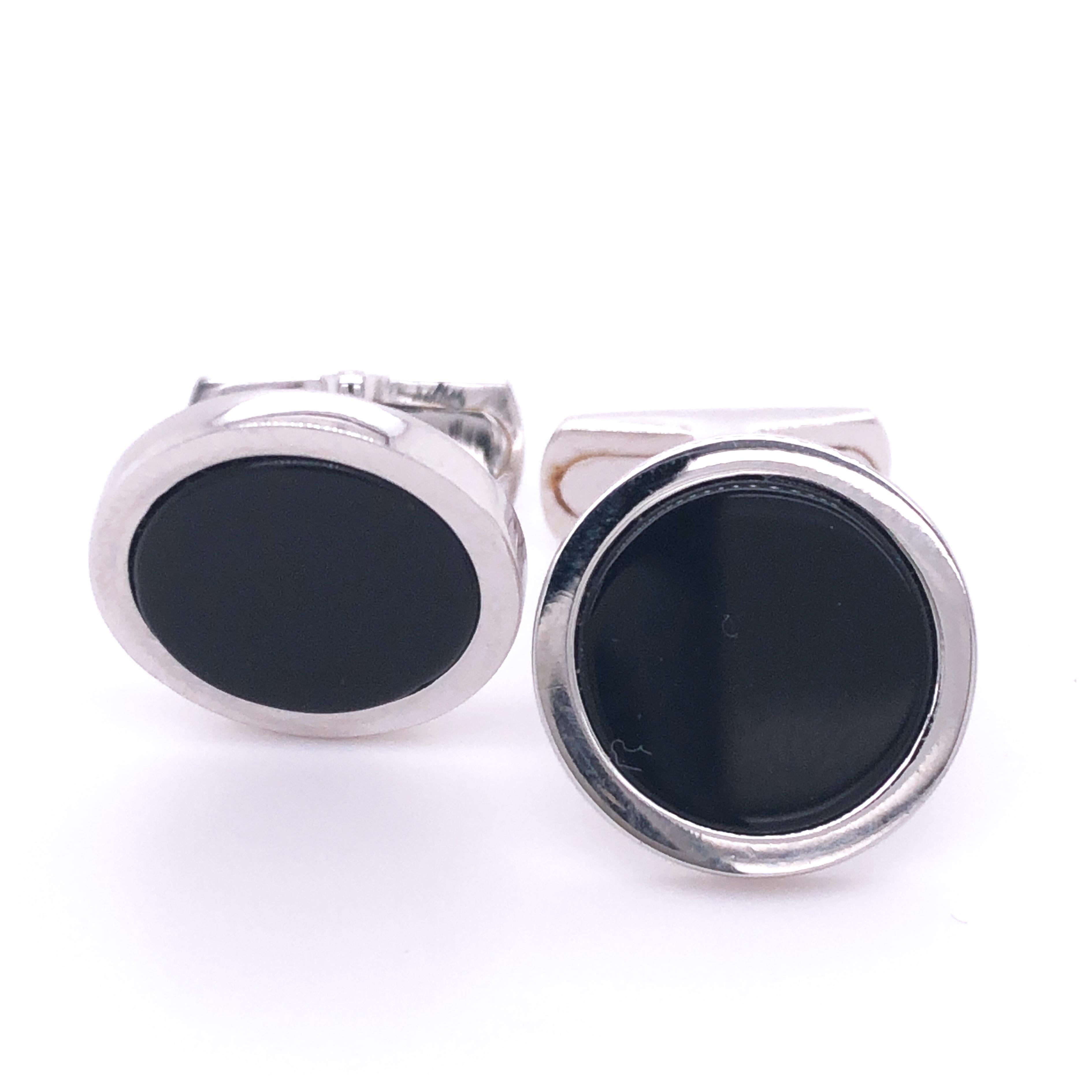 Chic and Timeless, Natural Hand Inlaid Onyx Round Shaped Sterling Silver Cufflinks, T-bar back.
In our smart fitted Black Box and Pouch.

