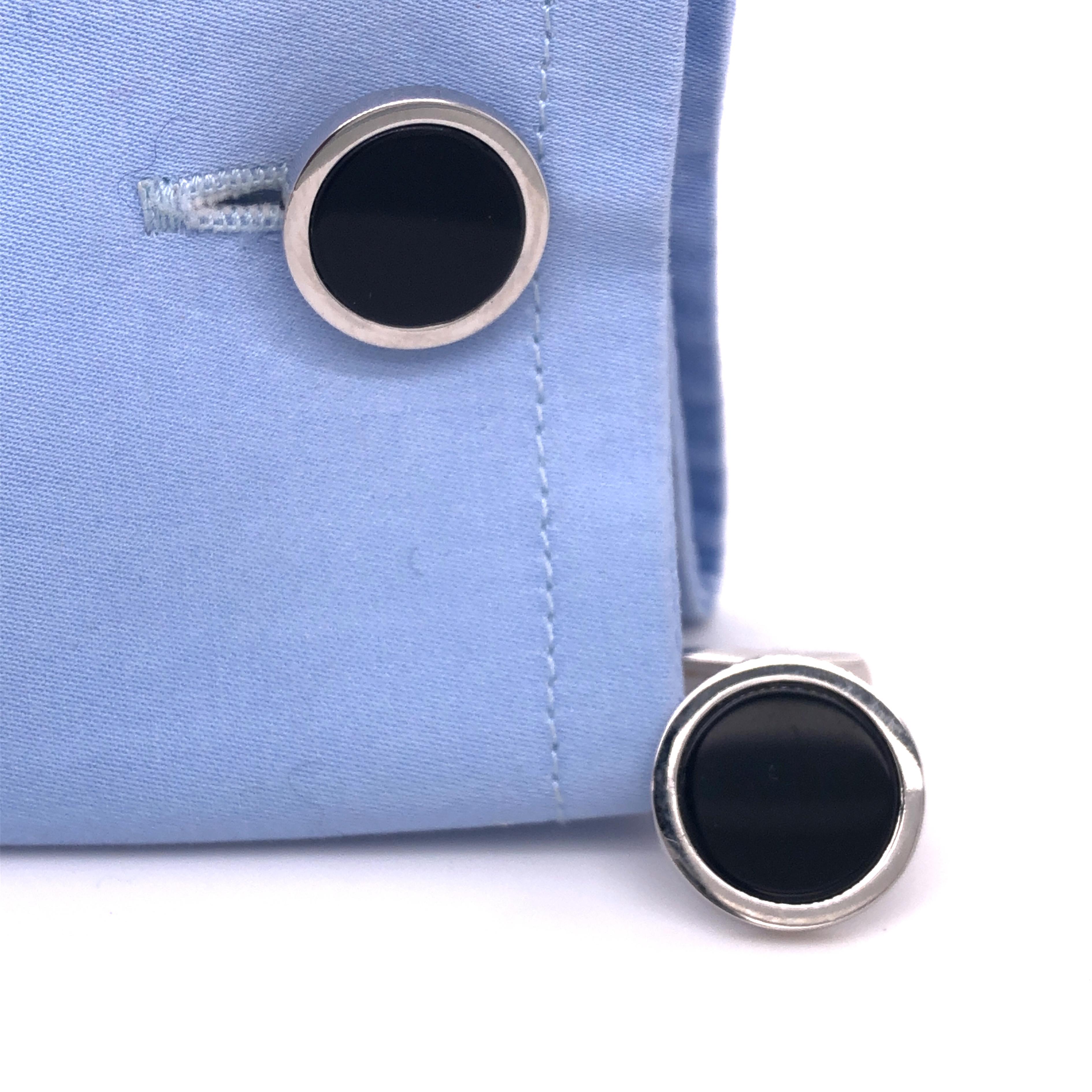 Men's Natural Onyx Round Shaped Sterling Silver Cufflinks For Sale