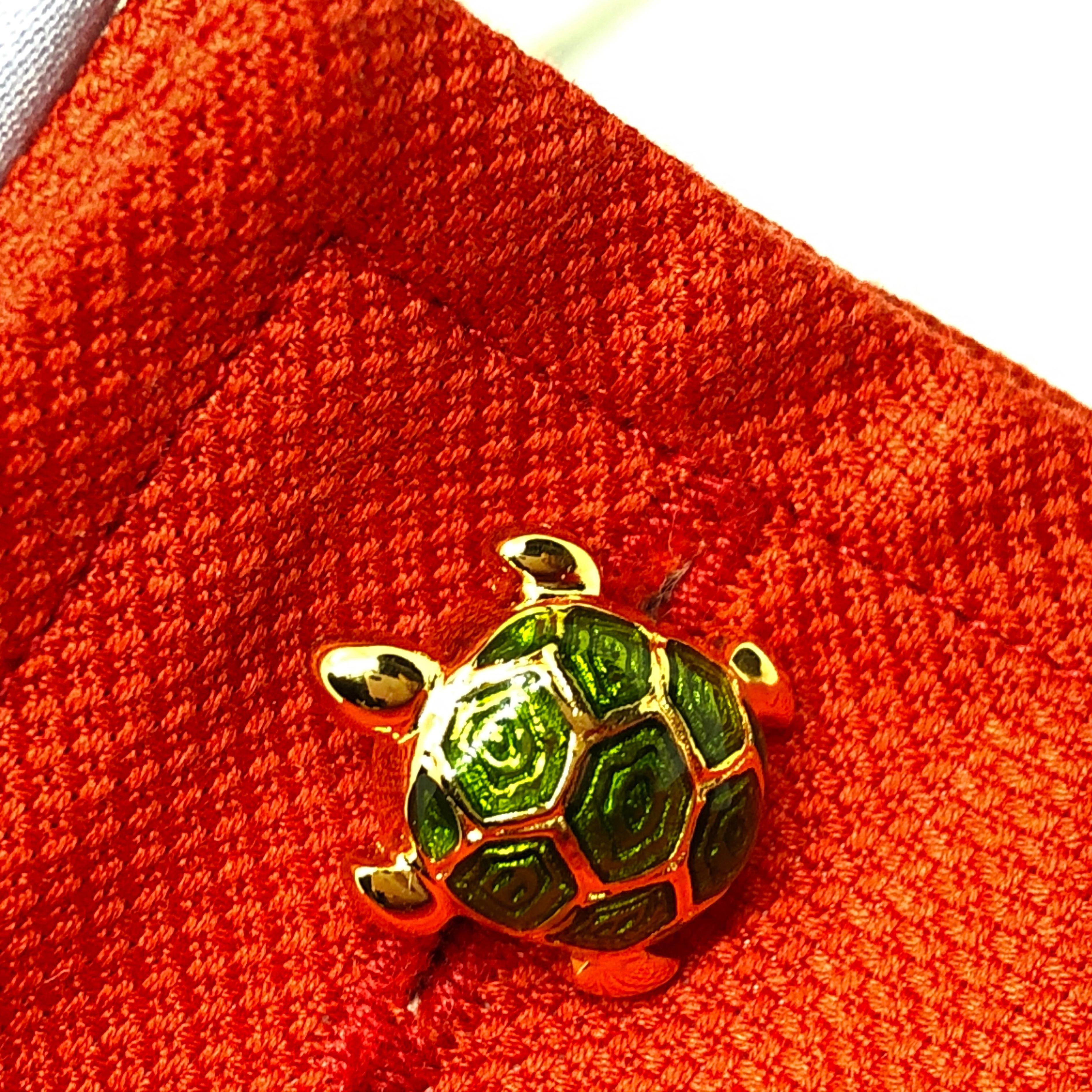 Men's Berca Olive Green Enameled Turtle Shaped Sterling Silver Gold-Plated Cufflinks For Sale