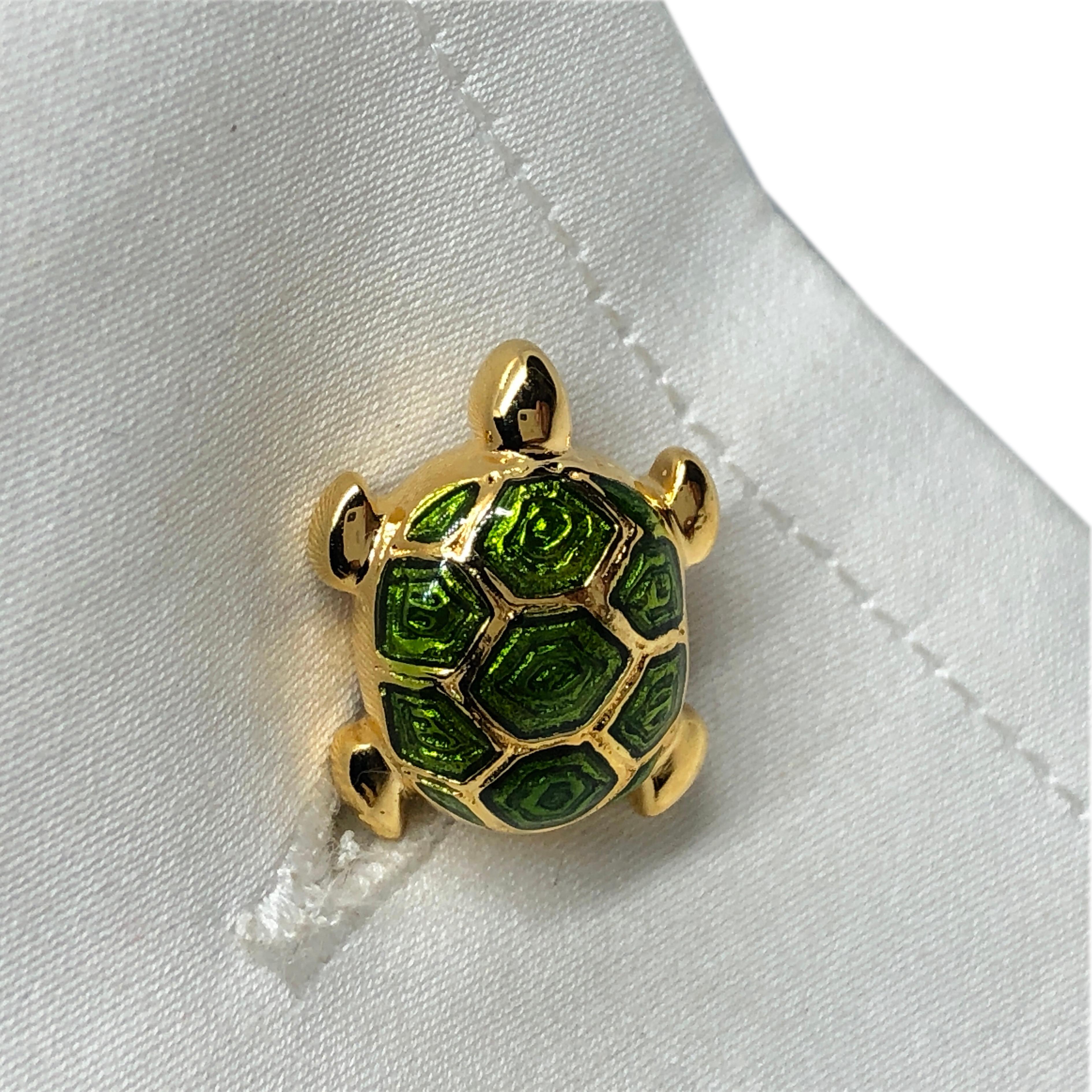 Berca Olive Green Enameled Turtle Shaped Sterling Silver Gold-Plated Cufflinks For Sale 2