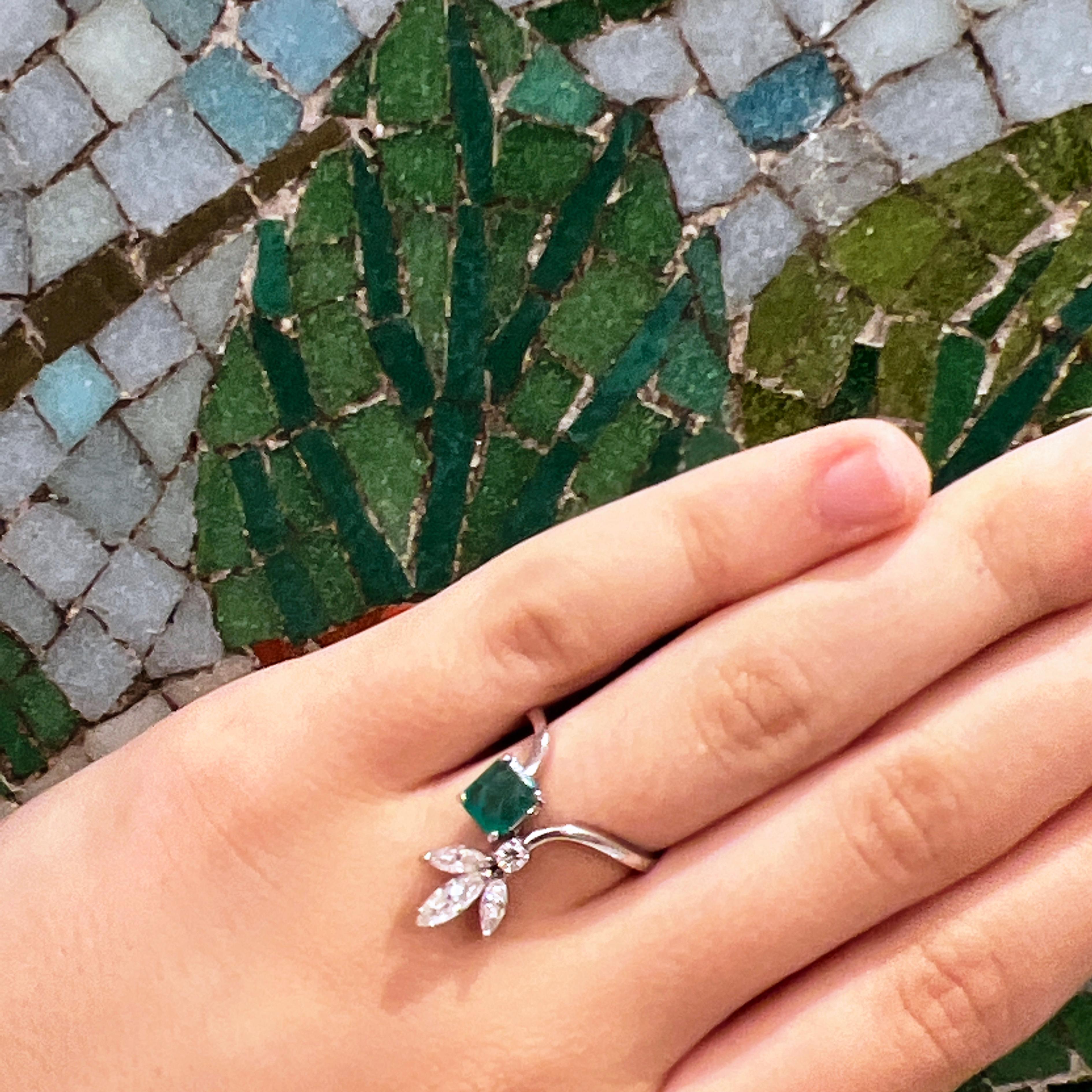 Berca Bague cocktail originale de 1970 en émeraude naturelle Muzo, diamant blanc et marquise en vente 4