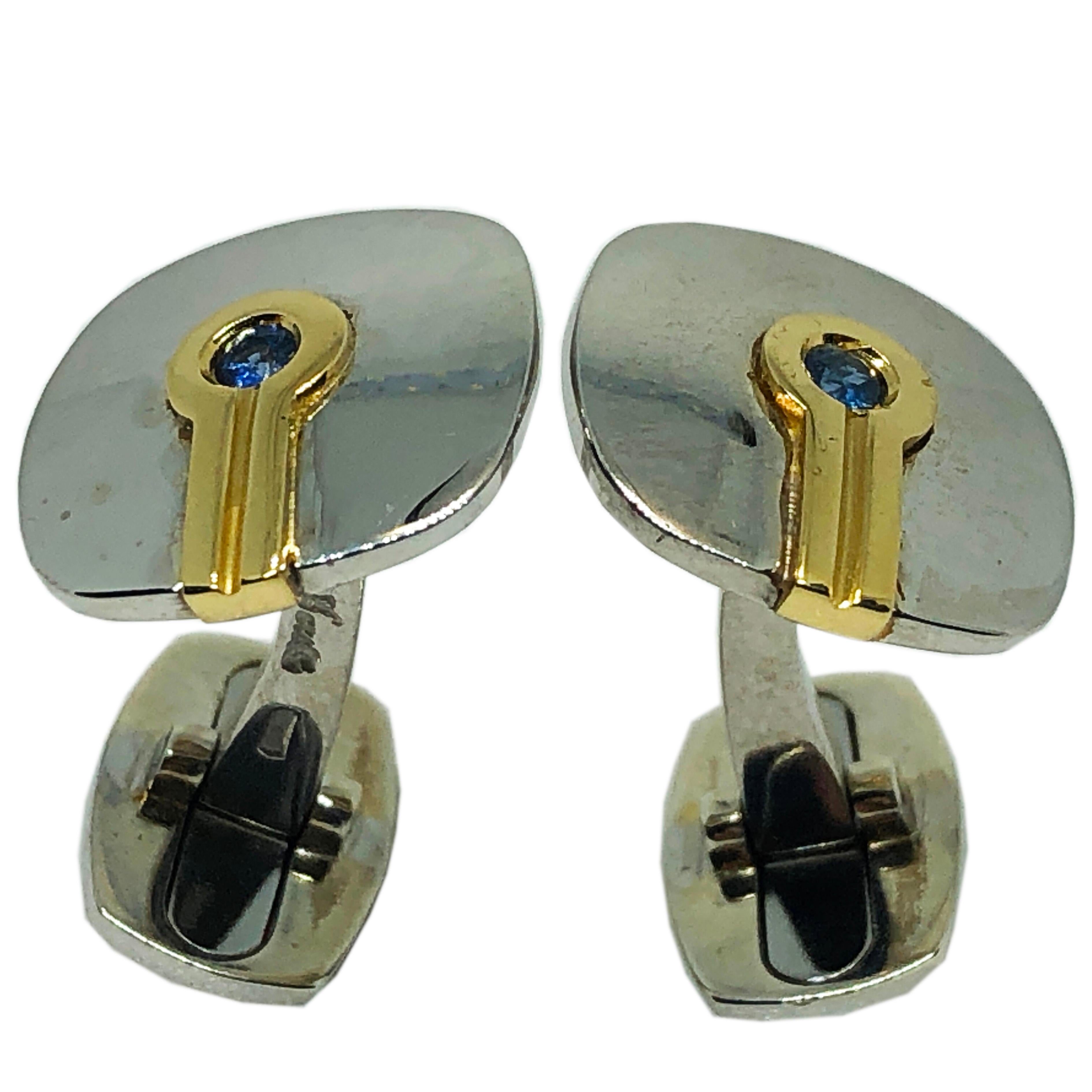 Contemporary Berca Round Blue Sapphire Yellow White Gold Mirror Finish Cufflinks For Sale