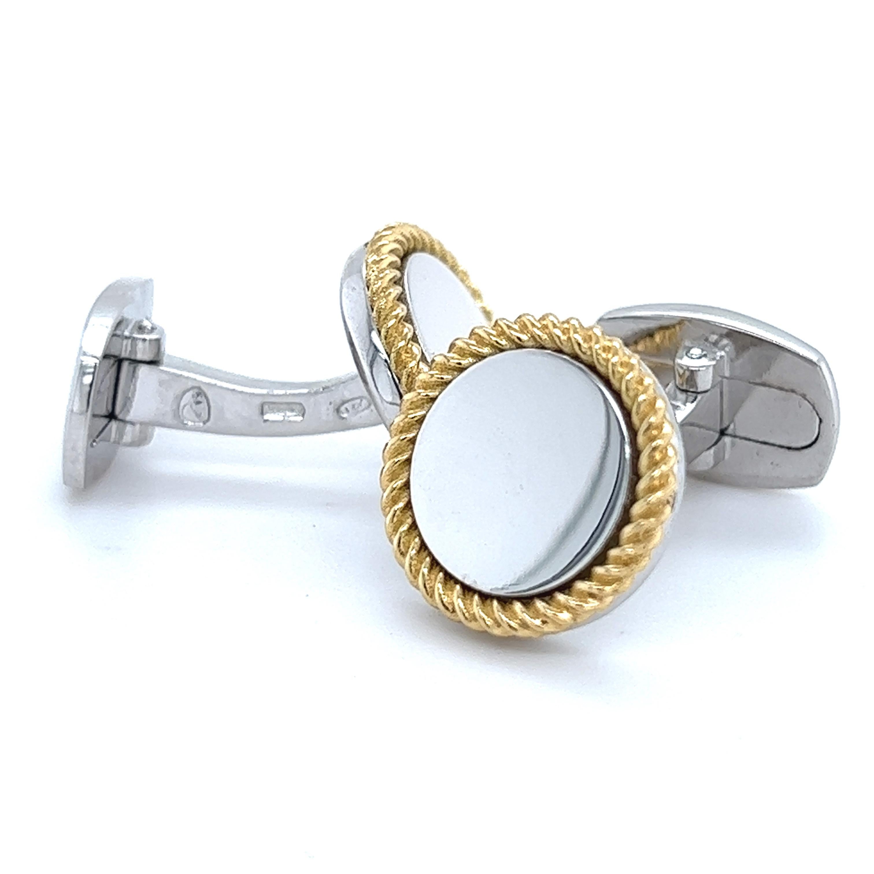 Chic and Timeless, Round Mirror Finish Disk in a 18k Yellow Gold Woven Contour, Sterling Silver Setting Cufflinks, T-bar back.
In our smart, fitted Suede Leather Case and pouch.
.

