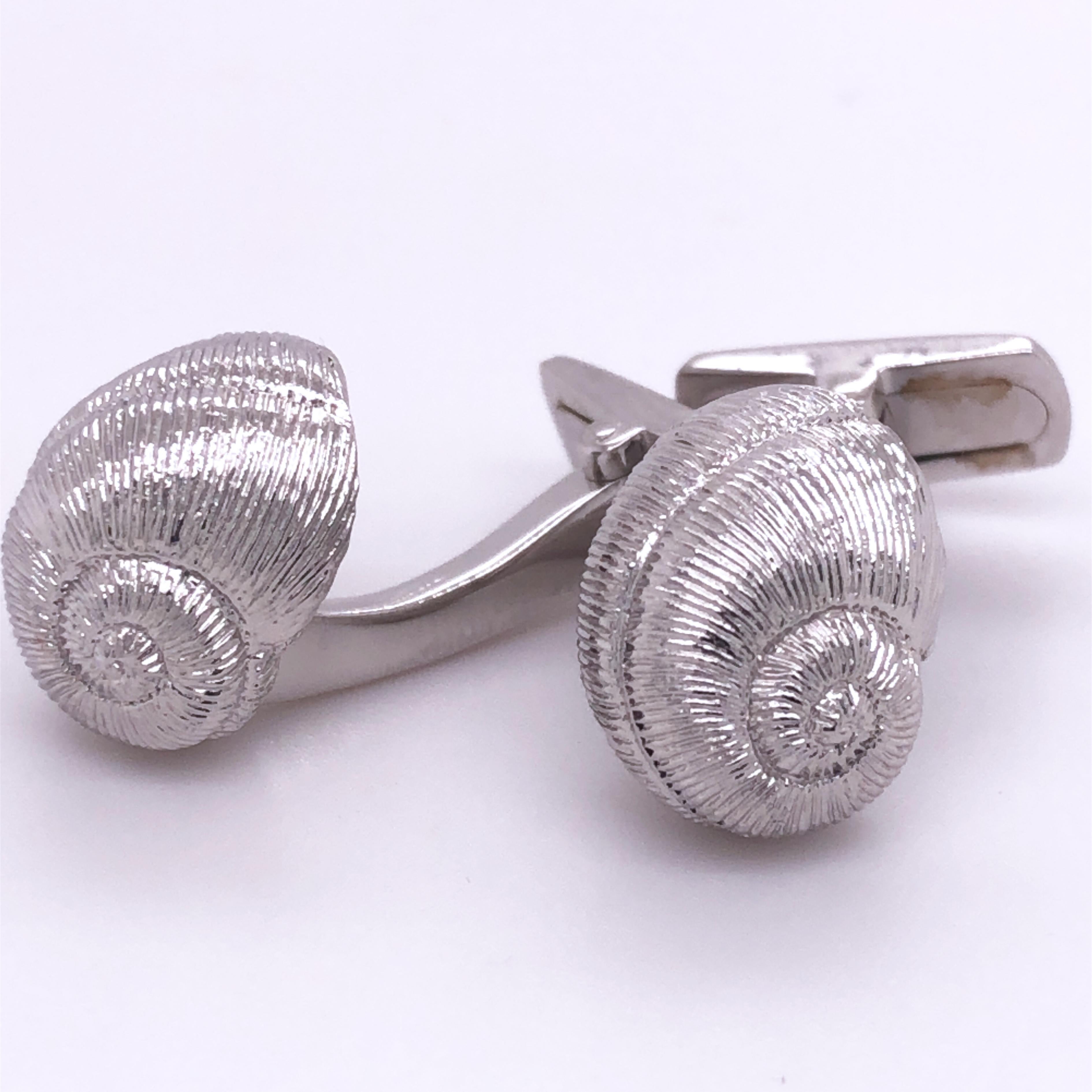 Contemporain Berca Boutons de manchette en argent sterling en forme de coquillage en vente