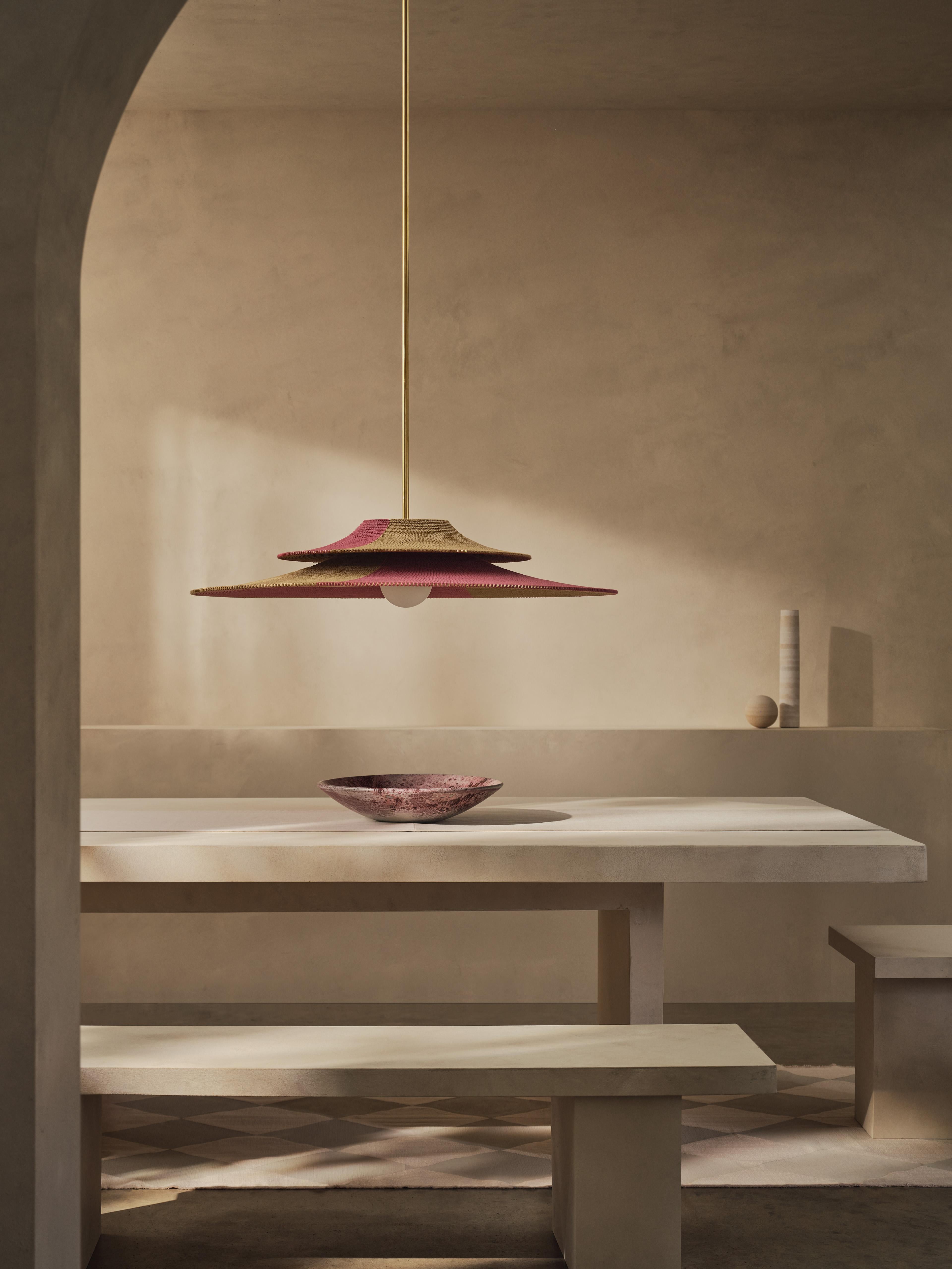 Scandinave moderne Abat-jour simple en forme de béret, fabriqué à la main, pendentif double en tissu, Ø100cm/39in en vente