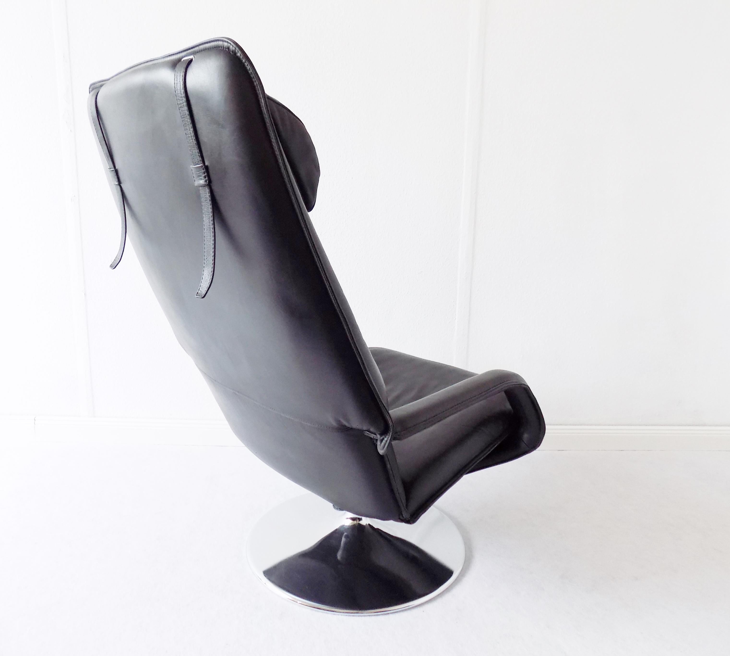 Leather Berg Furnitures Danish Lounge Chair