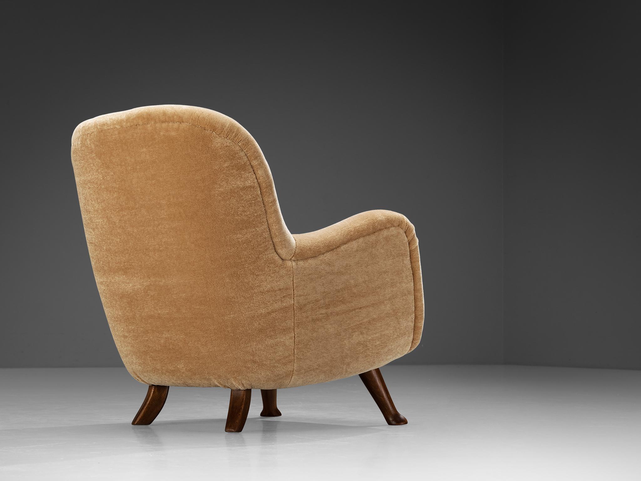 Mid-20th Century Berga Mobler Lounge Chair in Beige Teddy