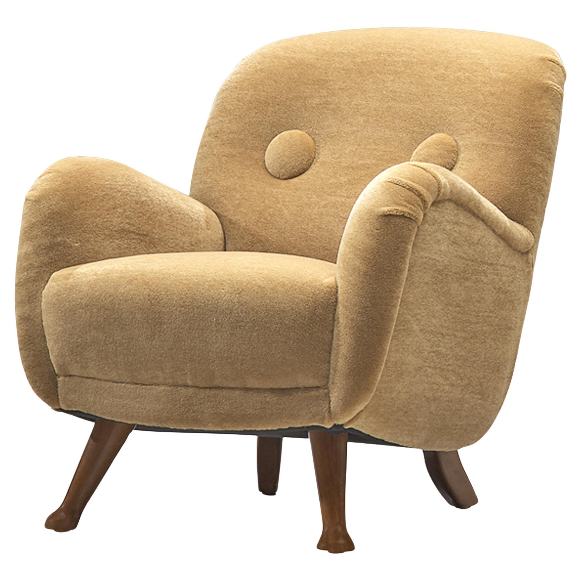 Berga Mobler fauteuil de salon en satin beige  en vente