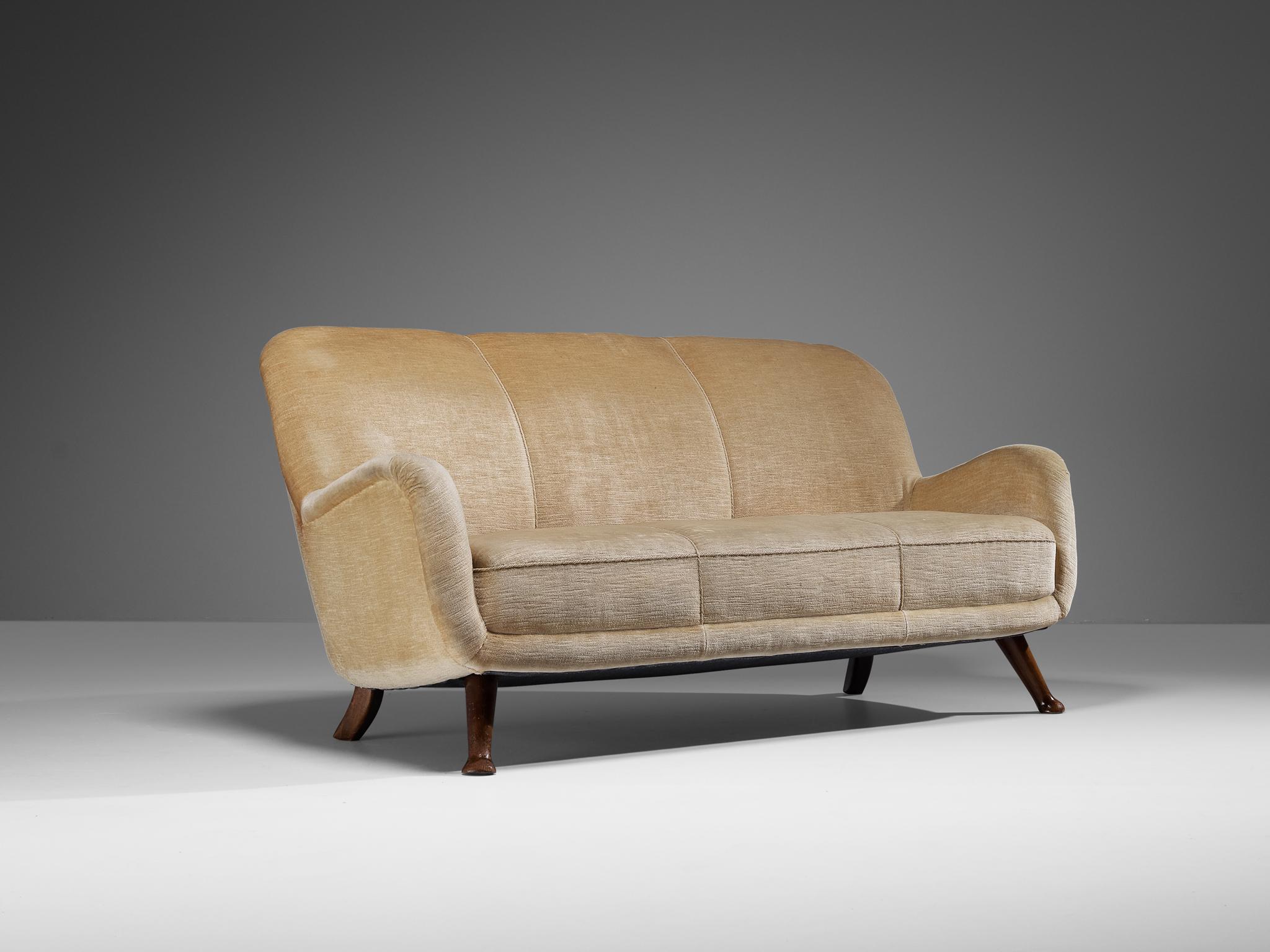 Berga Mobler Sofa in Beige Wool Upholstery  In Good Condition For Sale In Waalwijk, NL