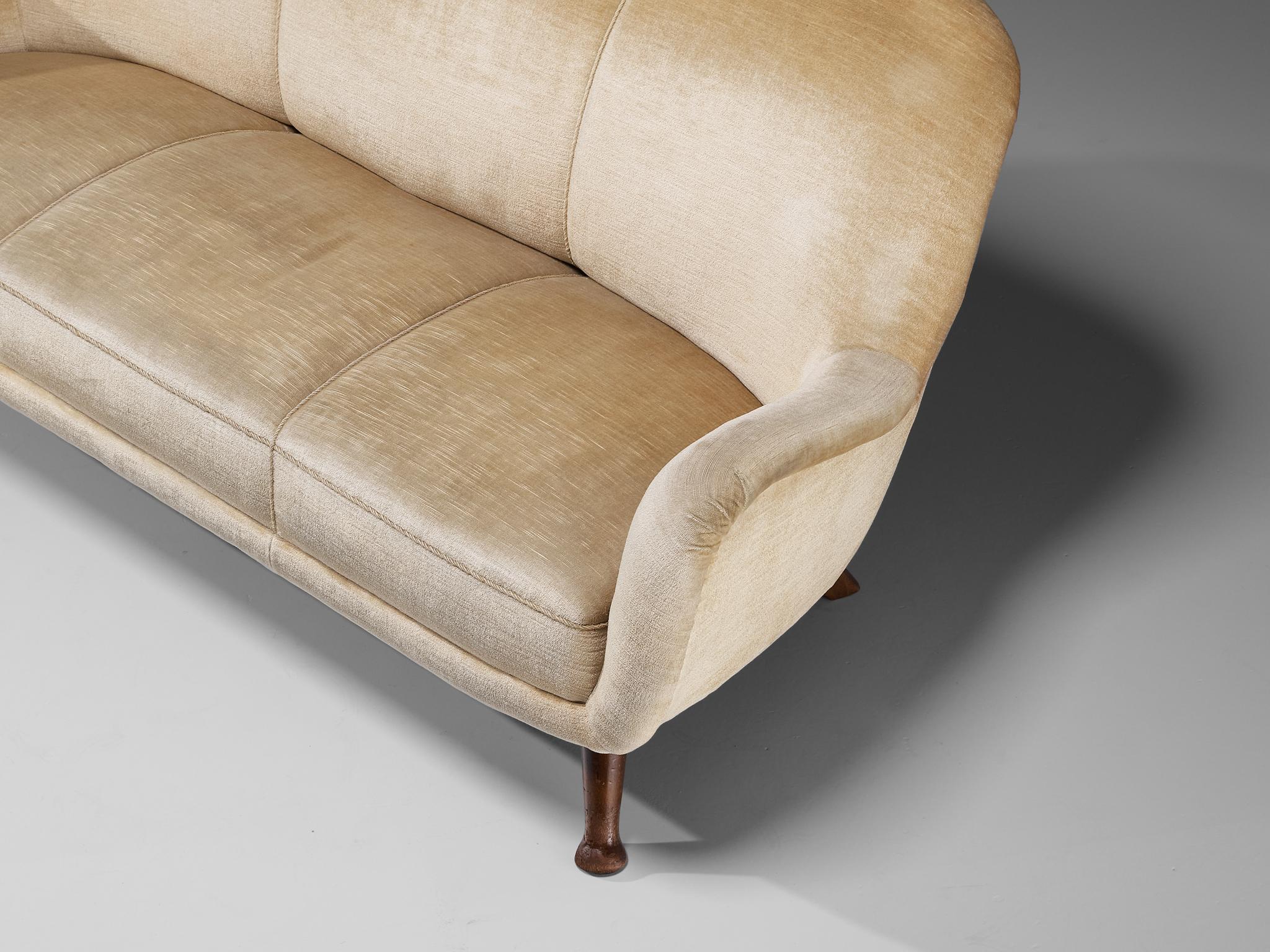 Berga Mobler Sofa in Beige Wool Upholstery  For Sale 1
