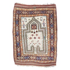 Bergama Prayer Rug, Late 19th Century