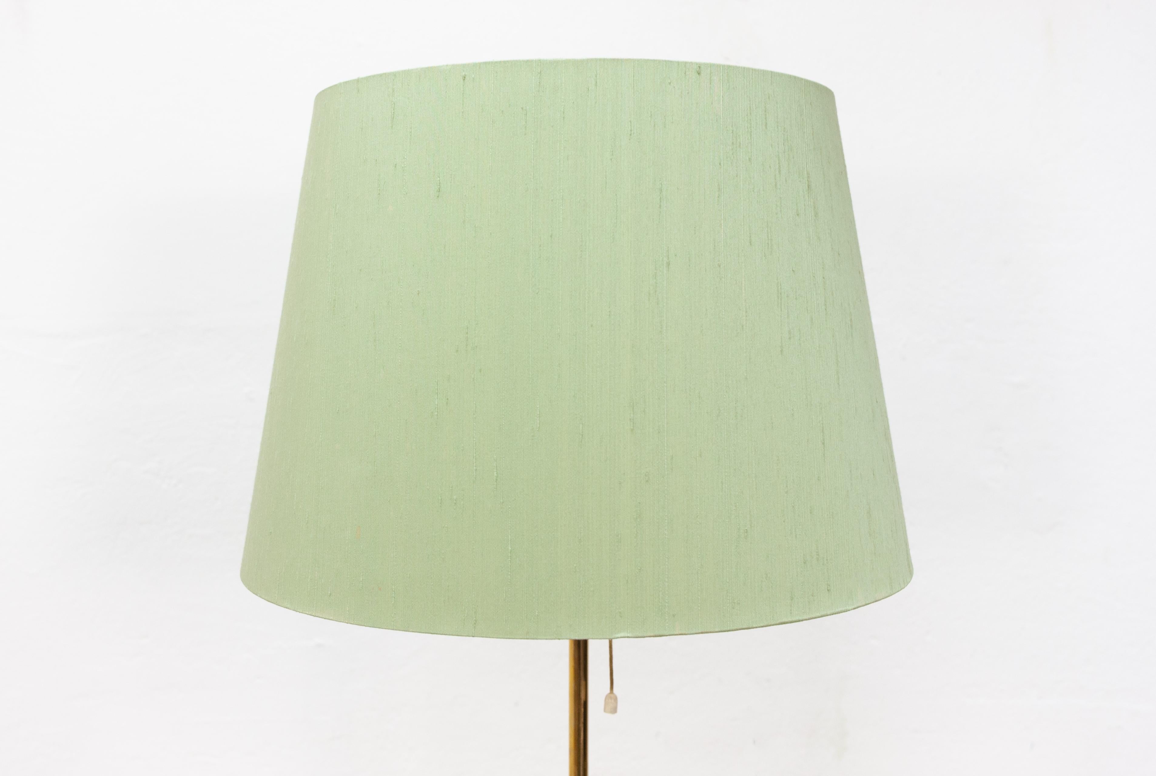 Bergbom B-024 Table Lamp with Green Shade, 1950s 2