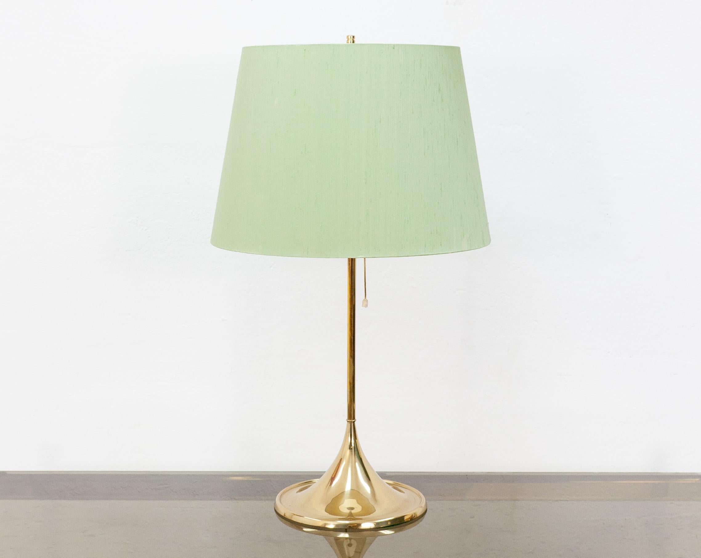 Bergbom B-024 Table Lamp with Green Shade, 1960s 3