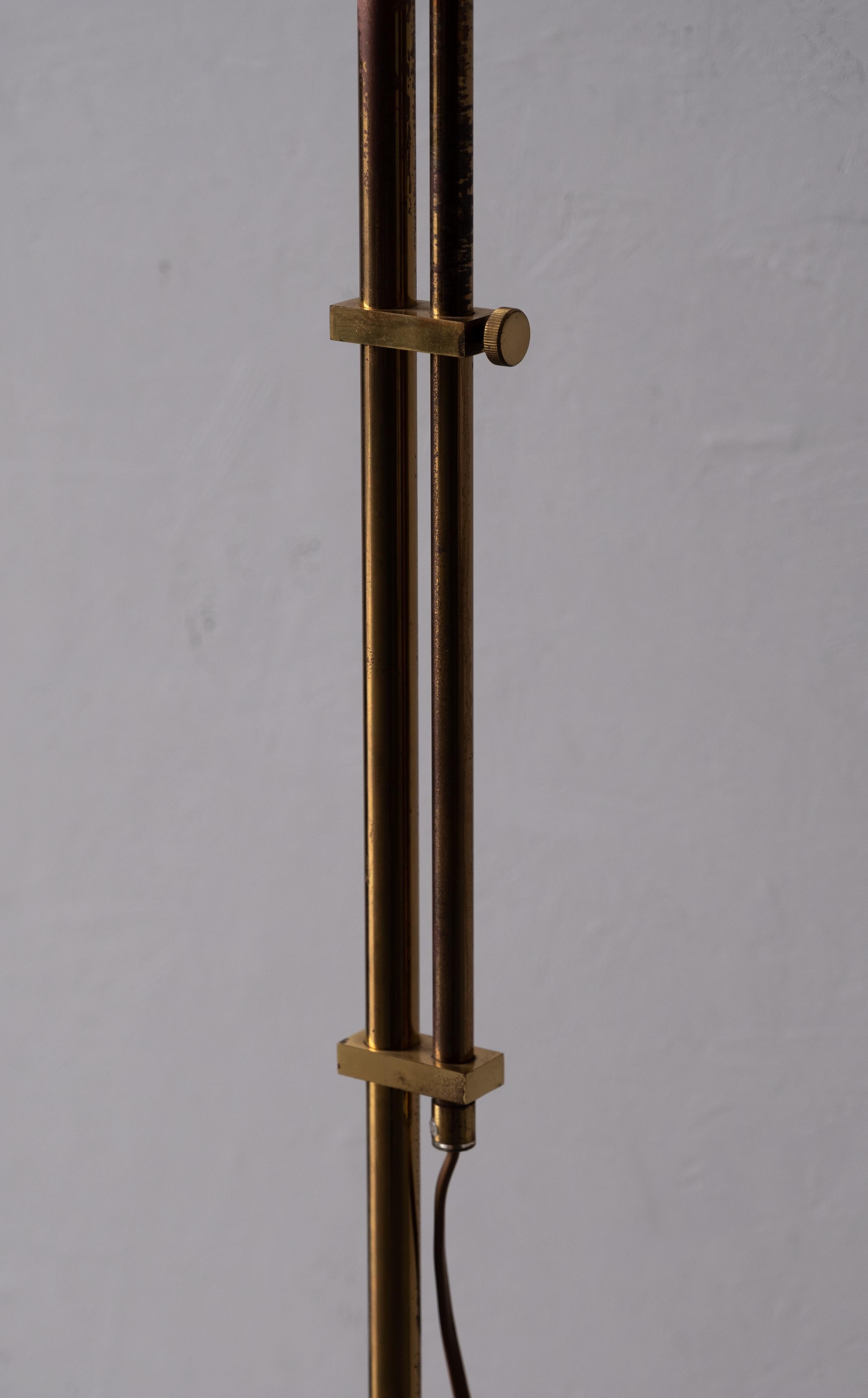 Mid-20th Century Bergboms, Adjustable Floor Lamp, Brass, Papershade, Sweden, 1970s