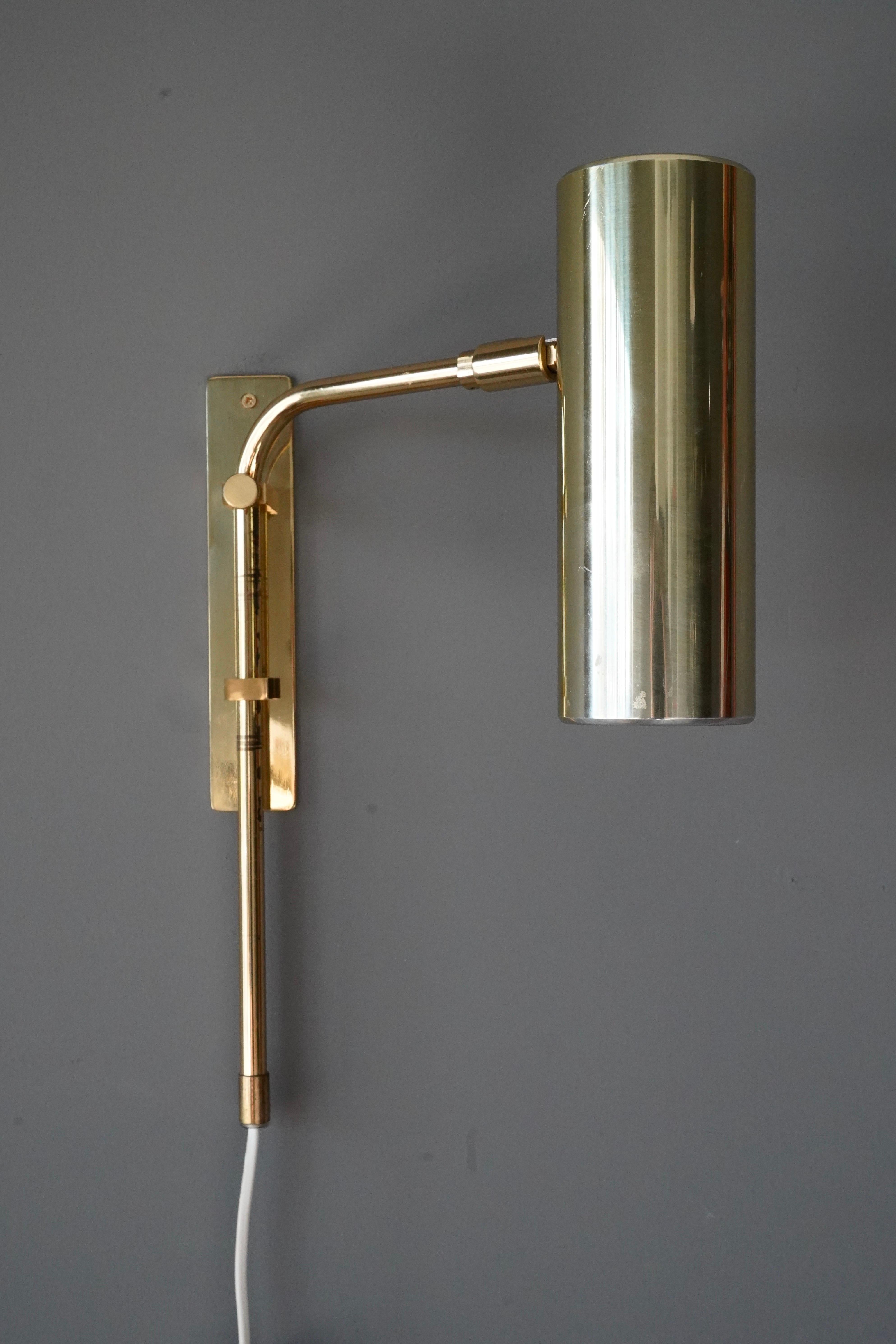 Bergboms, Adjustable Wall Light, Brass, Sweden, 1970s In Good Condition In High Point, NC