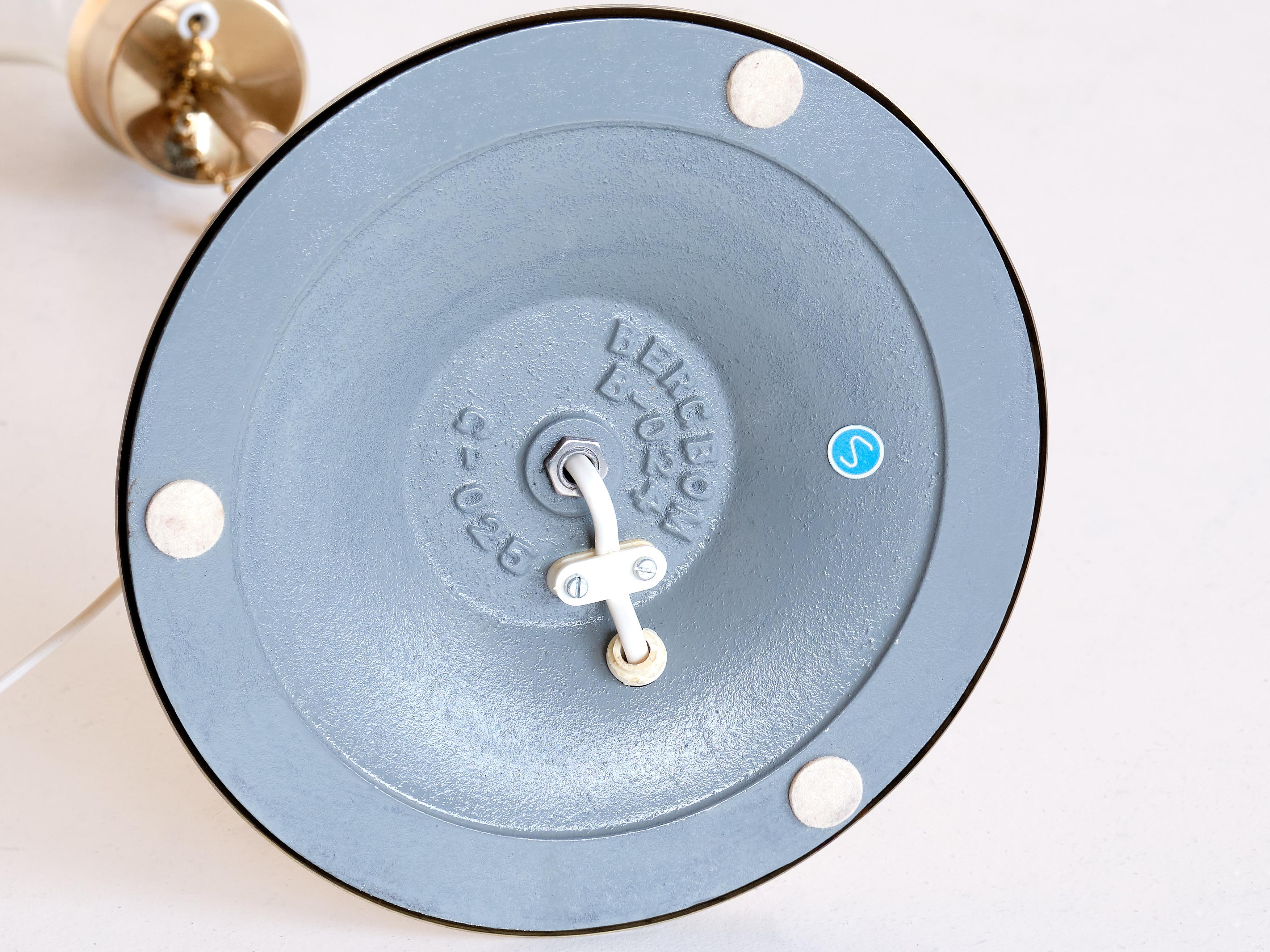 Lampe de bureau Bergboms B-024 avec abat-jour en soie beige, Suède, années 1960 en vente 4
