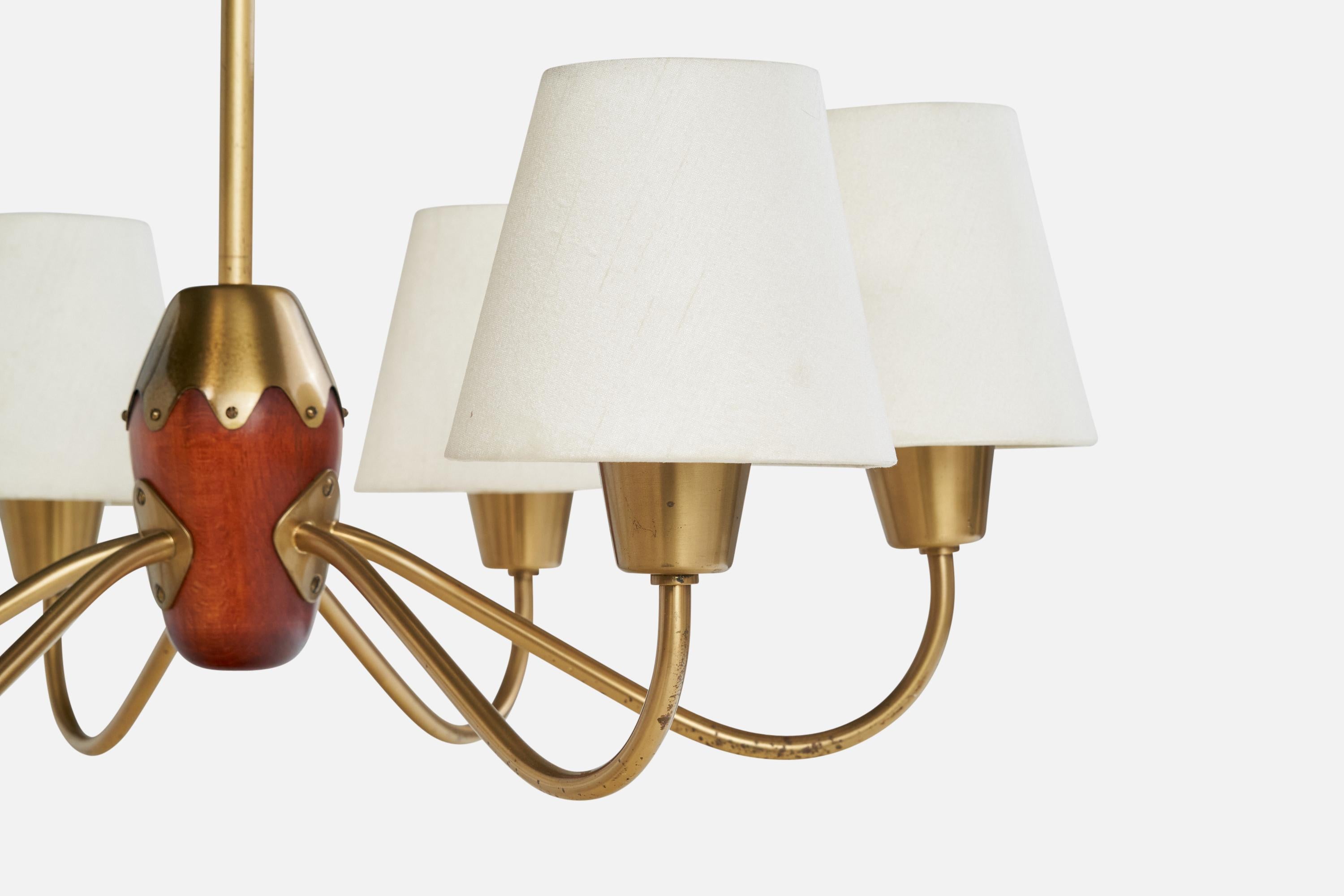 Milieu du XXe siècle Lustre Bergboms, laiton, hêtre, tissu, Suède, années 1940 en vente