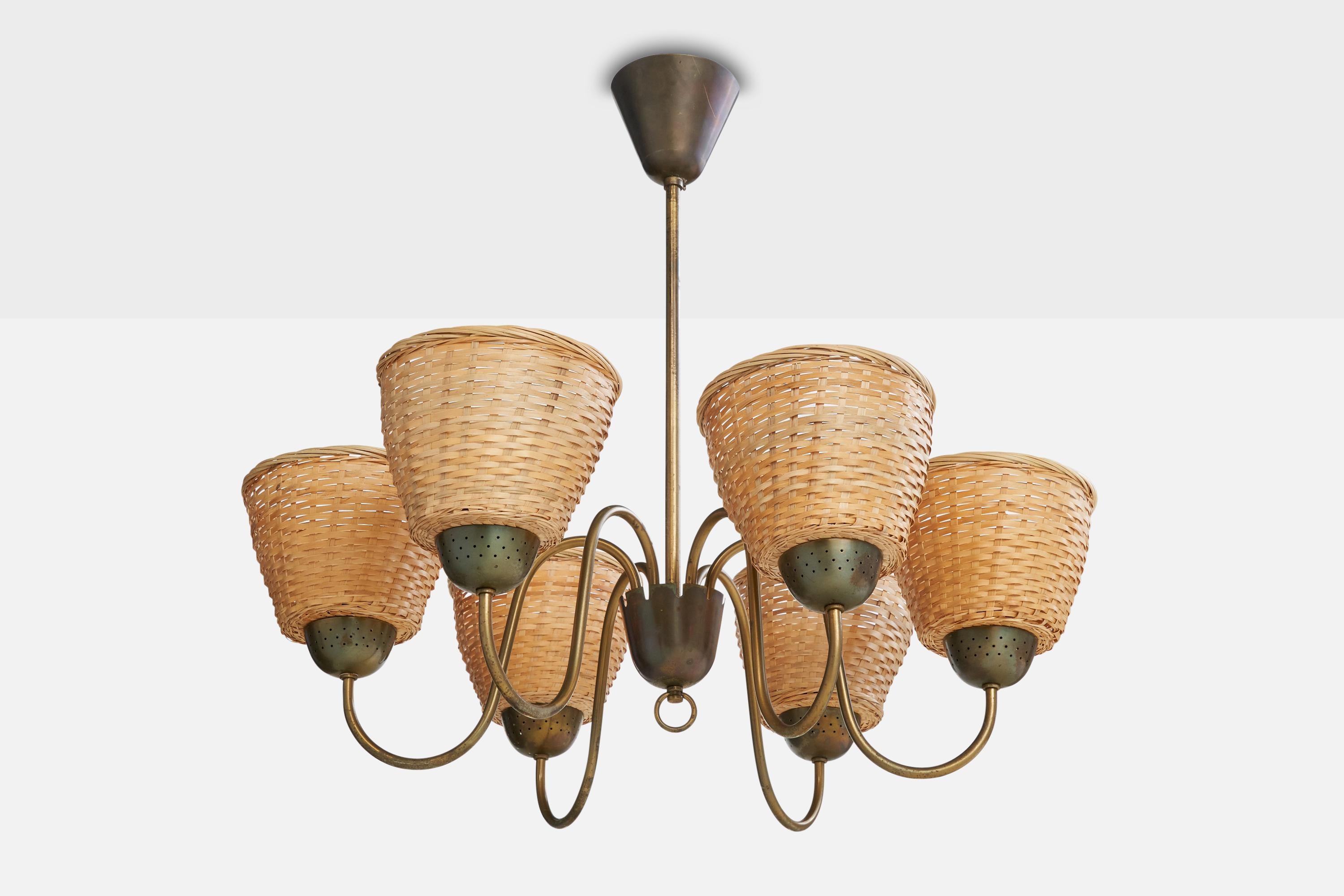 Lustre en laiton et rotin produit par Bergboms, Suède, c. 1940s.

Dimensions globales (pouces) : 22.75
