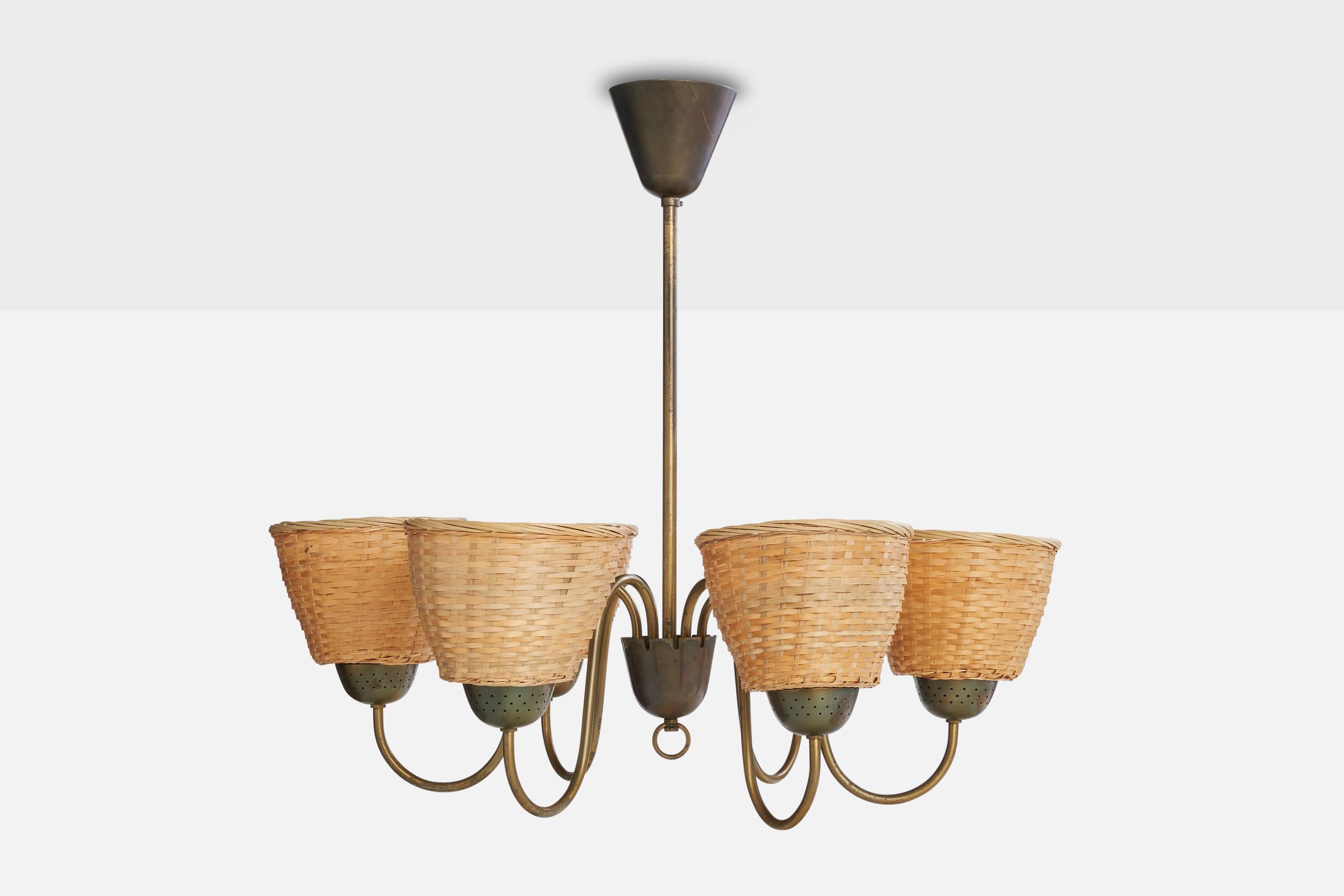 Scandinave moderne Bergboms, Chandelier, Laiton. Rattan, Suède, années 1940 en vente