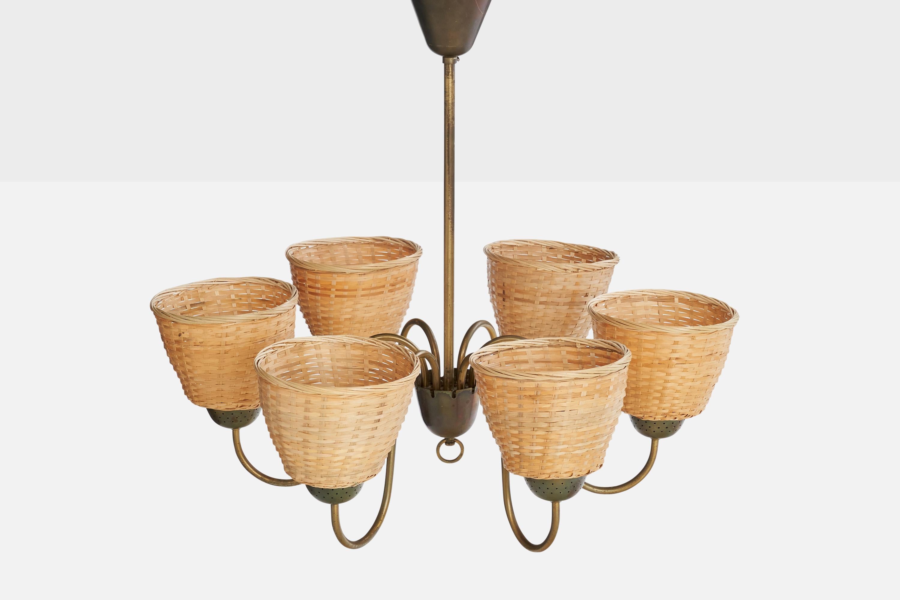 Suédois Bergboms, Chandelier, Laiton. Rattan, Suède, années 1940 en vente