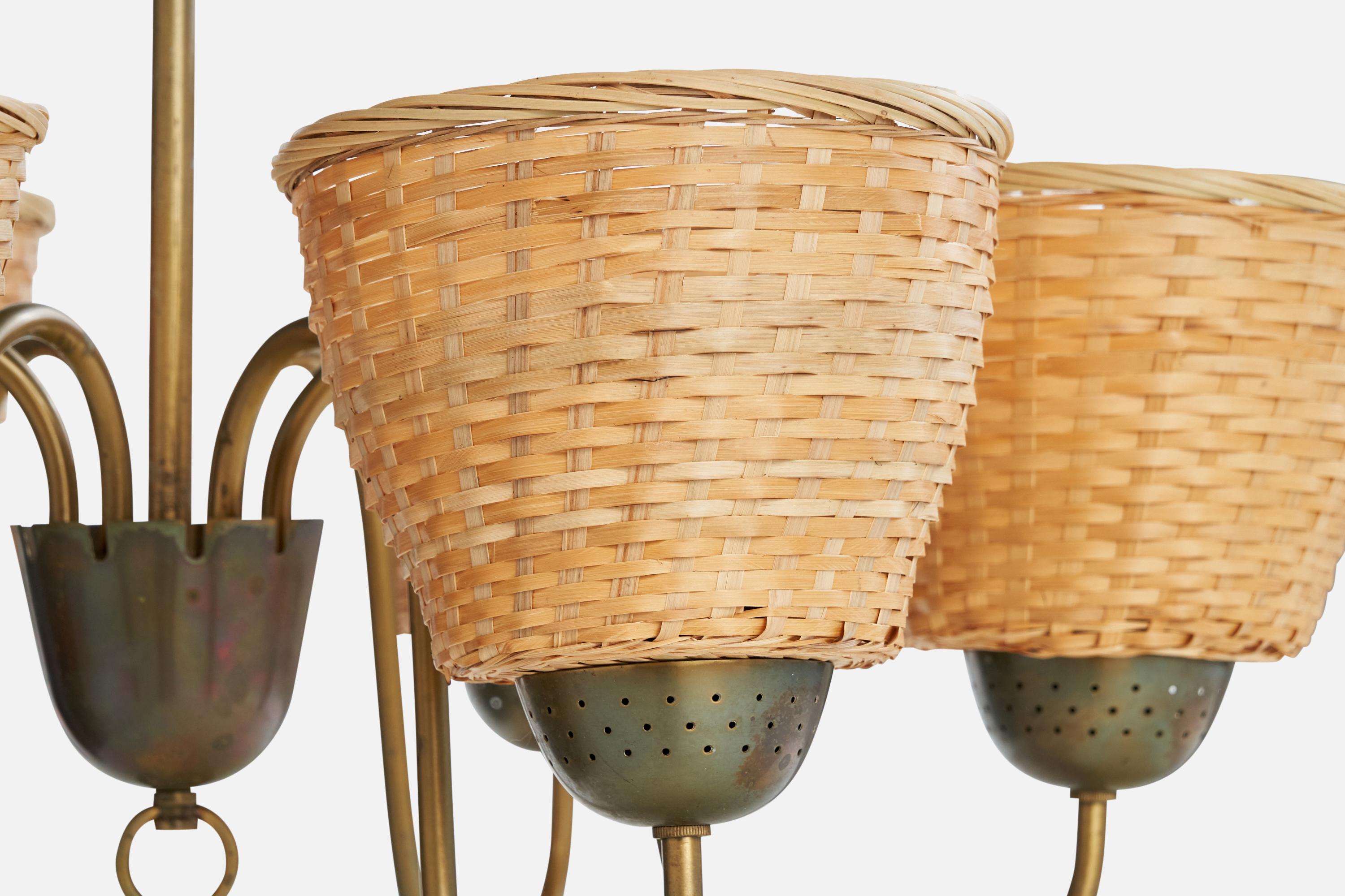 Bergboms, Chandelier, Laiton. Rattan, Suède, années 1940 en vente 1