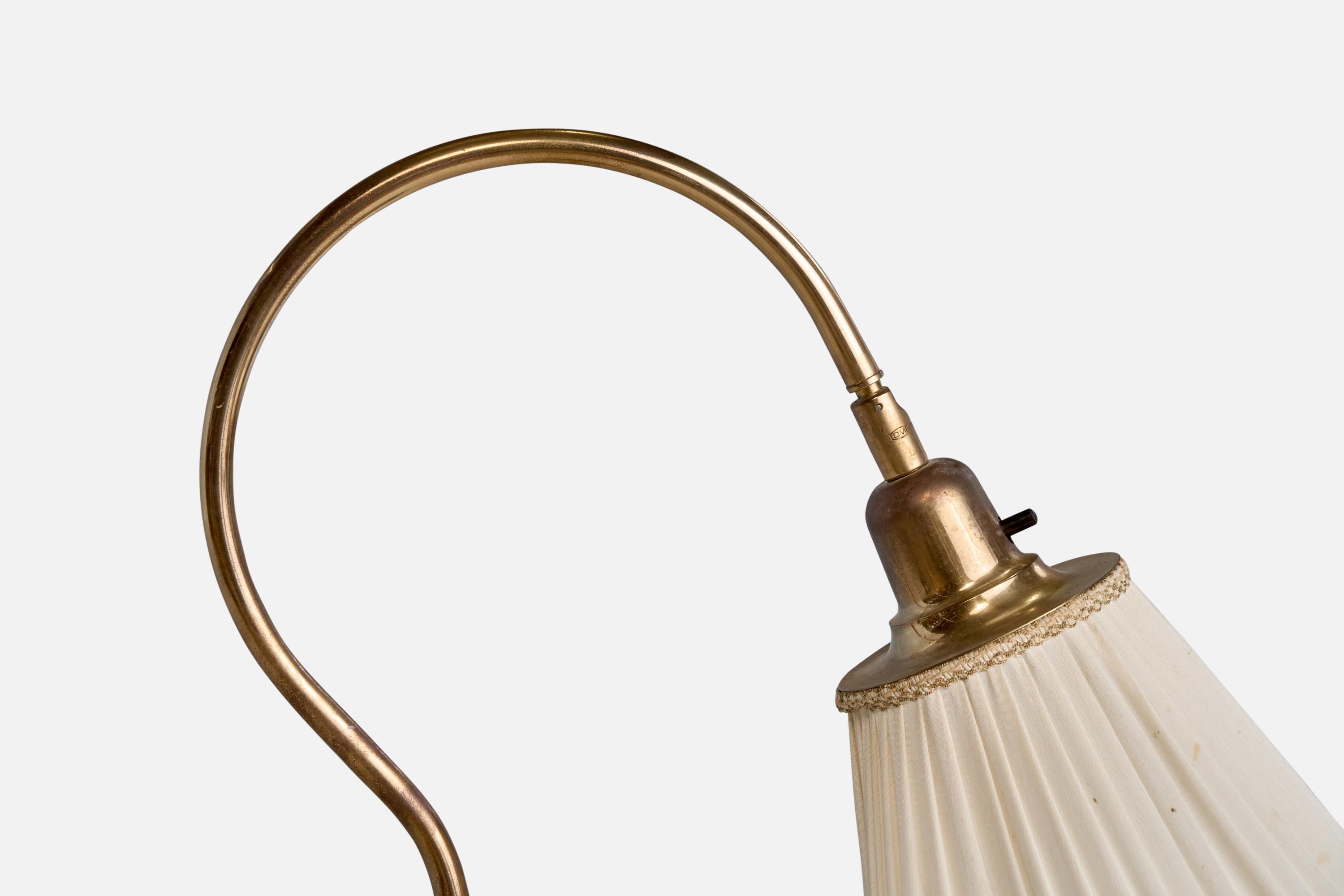Fin du 20e siècle Bergboms, lampadaire, laiton, tissu, Suède, années 1970 en vente