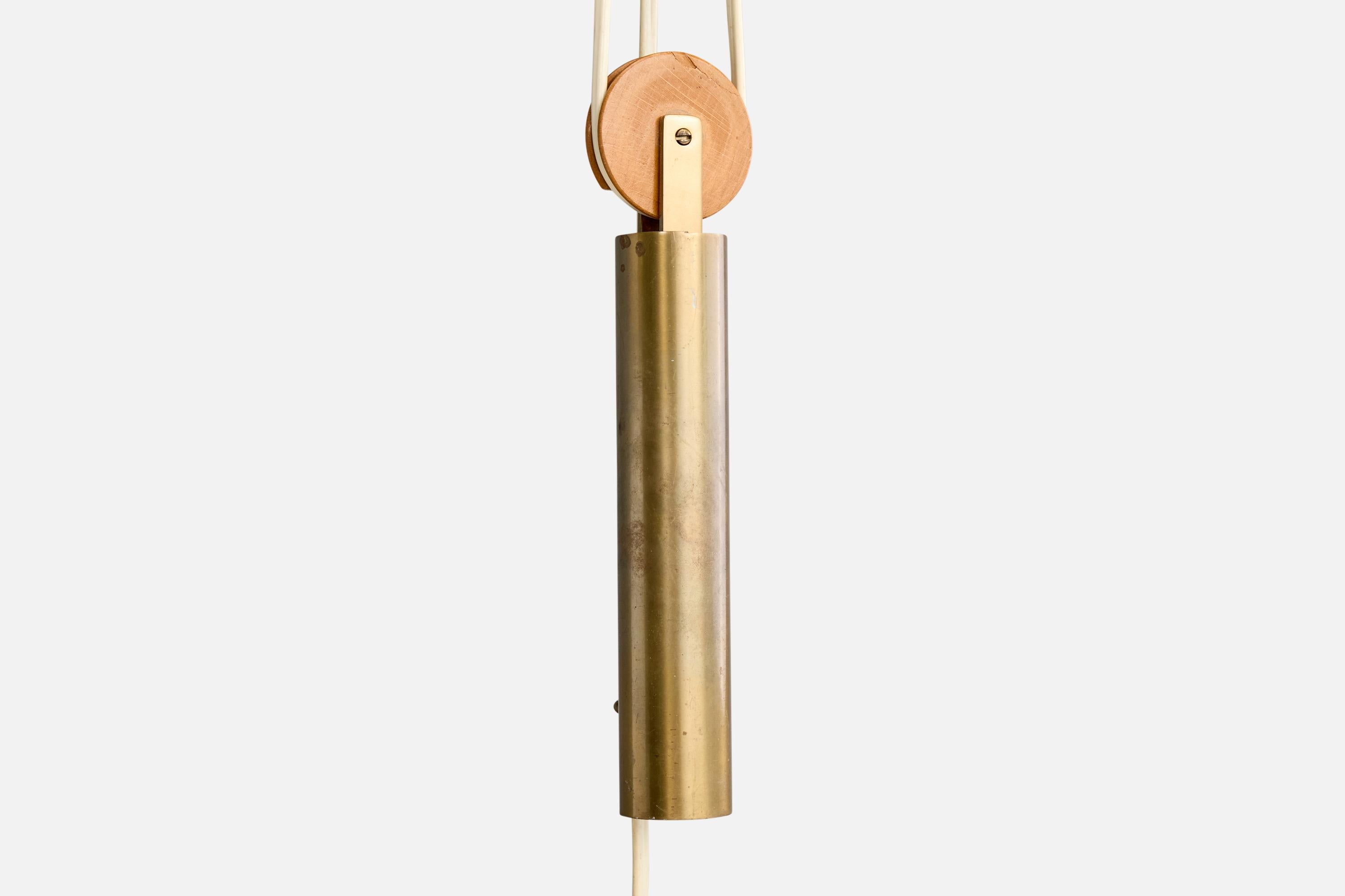Scandinave moderne Bergboms, lampe à suspension, laiton, Fabrice, Wood, Suède, années 1950 en vente