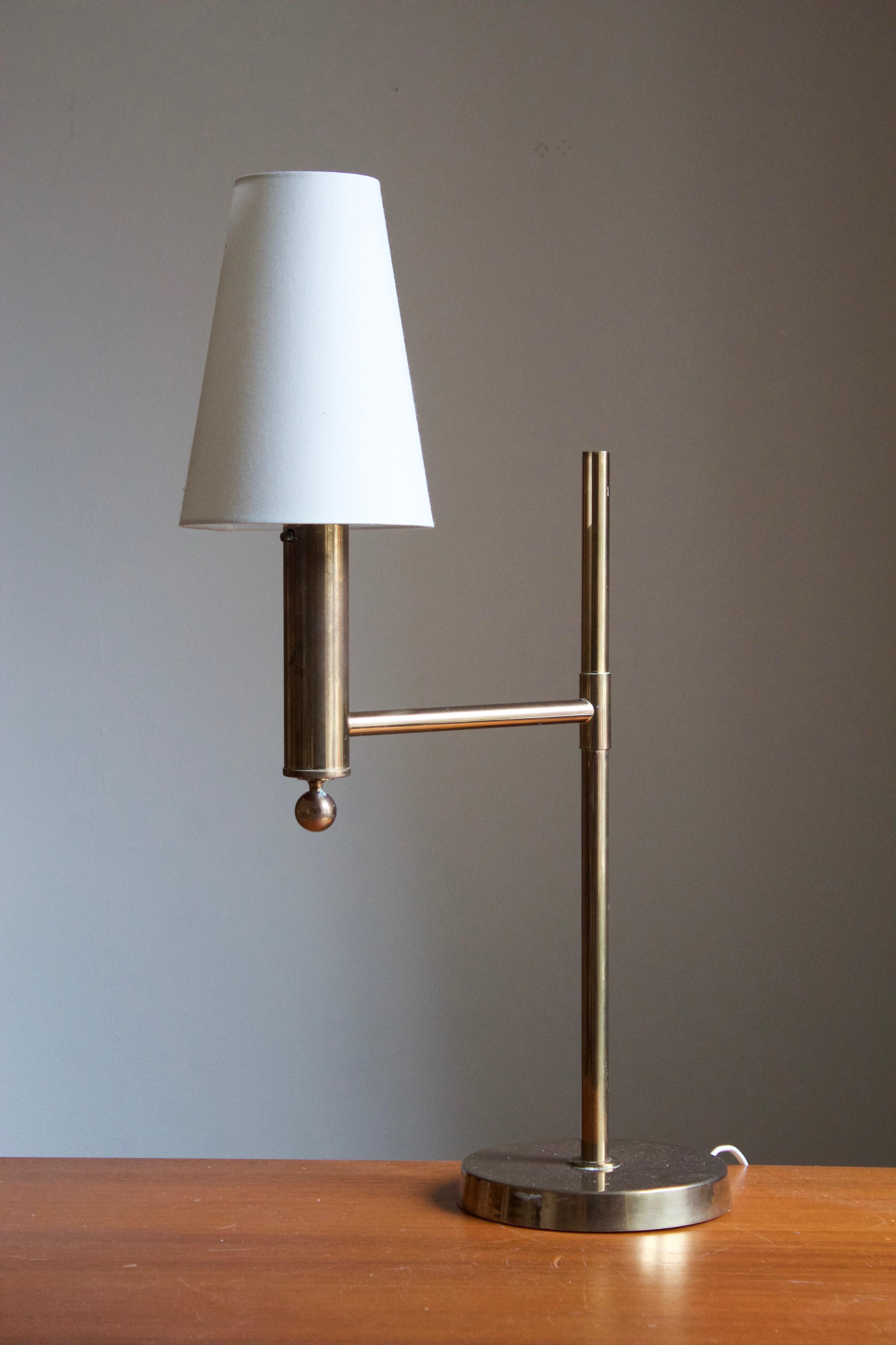 Mid-Century Modern Bergboms, Sizable Table Lamp, Brass, White Fabric, Sweden, 1970s