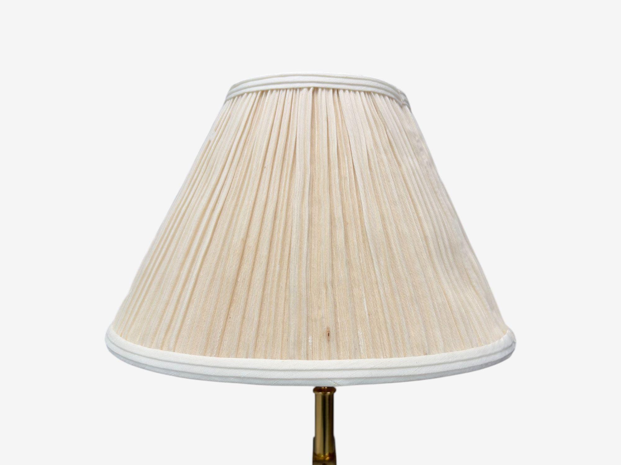 Bergboms, moderne suédois, laiton, tissu, lampe de table ajustable, Suède, années 1980 en vente 3