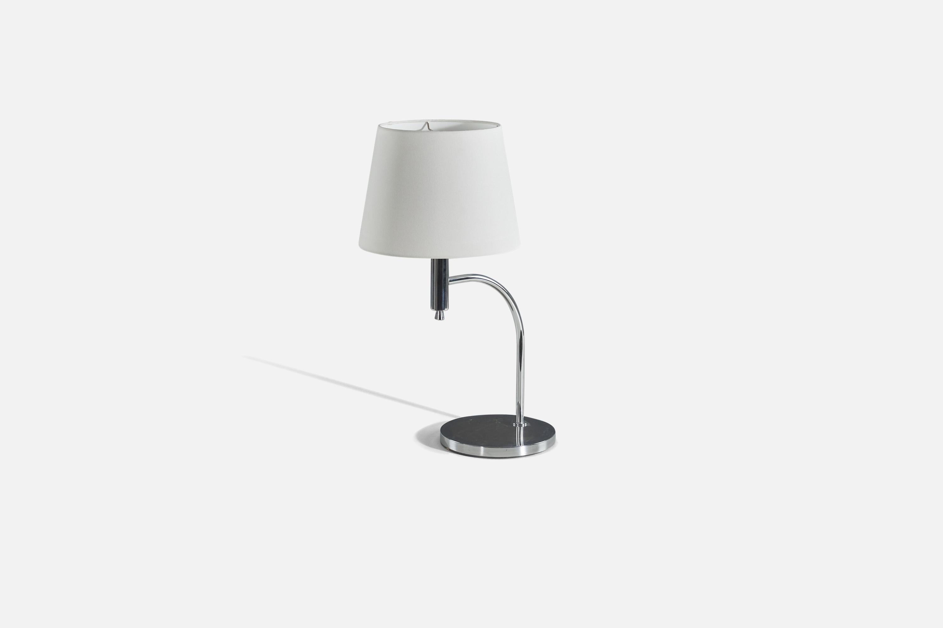 A steel table lamp designed and produced by Bergboms, Sweden, 1970s. 

Sold without lampshade. 
Dimensions of Lamp (inches) : 20 x 9.06 x 11 (Height x Width x Depth)
Dimensions of Shade (inches) : 9 x 12 x 9 (Top Diameter x Bottom Diameter x