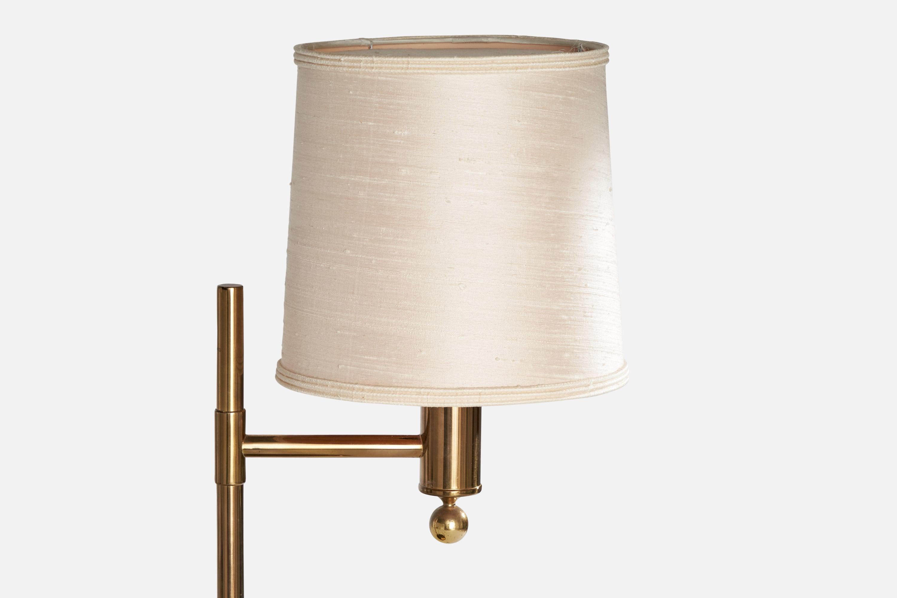 Fin du 20e siècle Bergboms, lampes de bureau, laiton, tissu, Suède, 1970 en vente