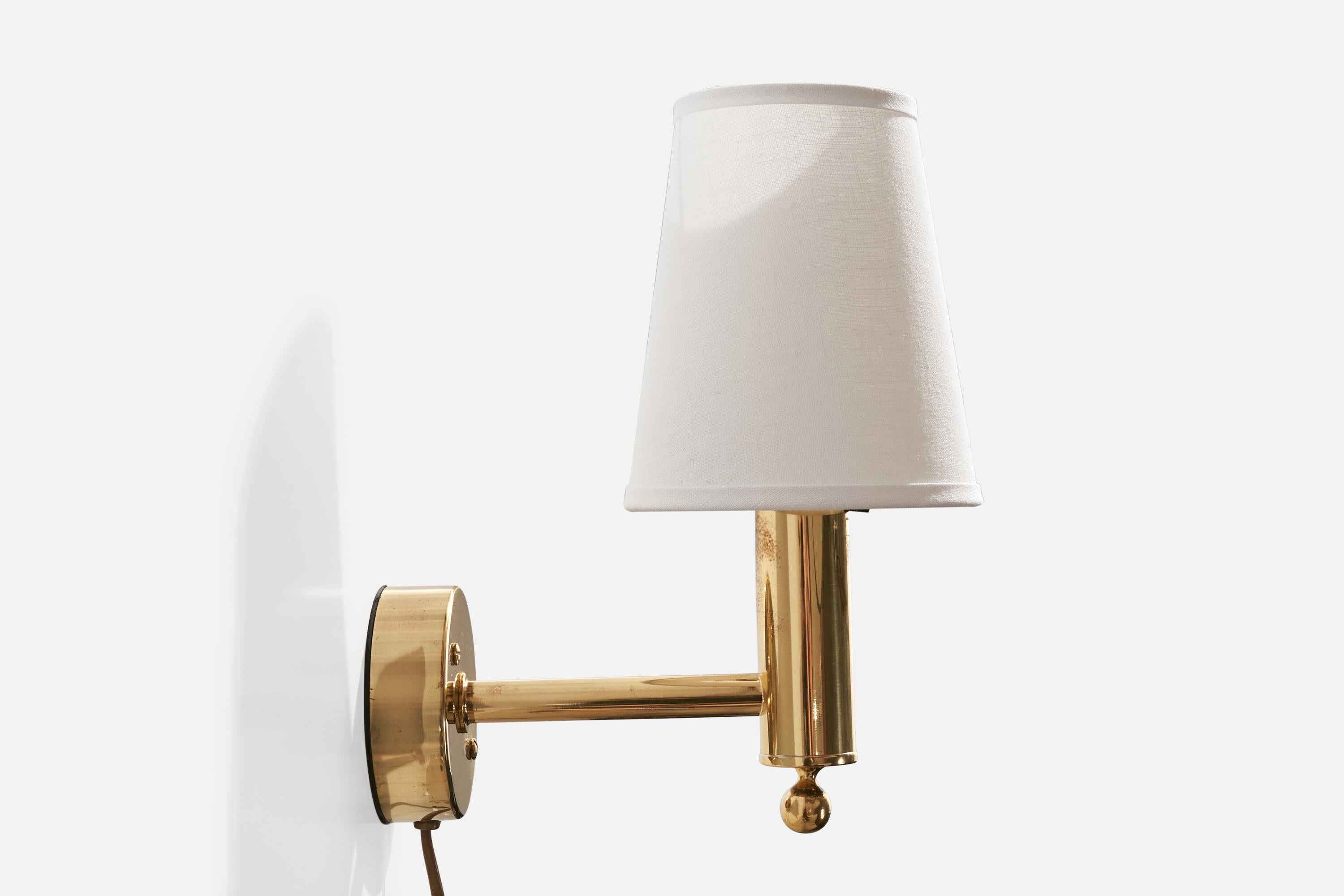 Bergboms, Wall Light, Brass, Fabric, Sweden, 1990s In Good Condition In High Point, NC
