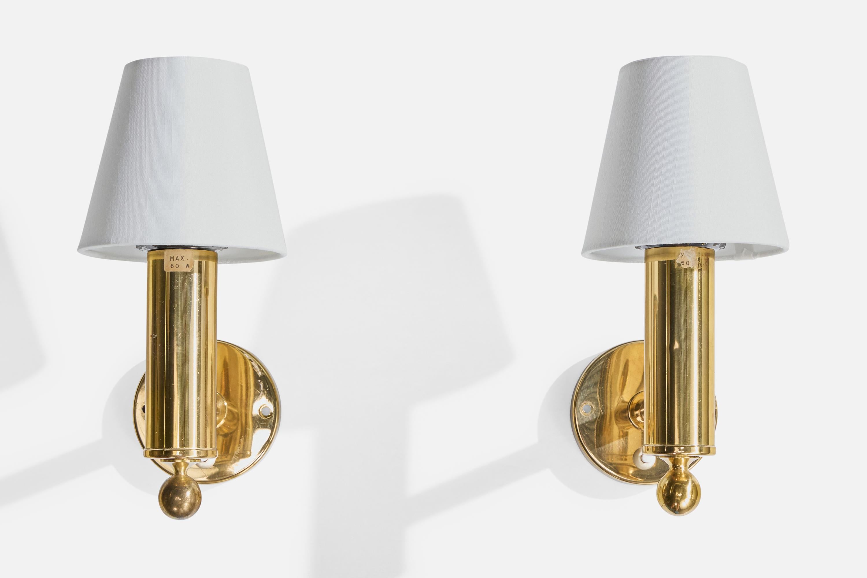 Mid-Century moderno Bergboms, Luci da parete, Ottone, Tessuto, Svezia, anni '1970 in vendita