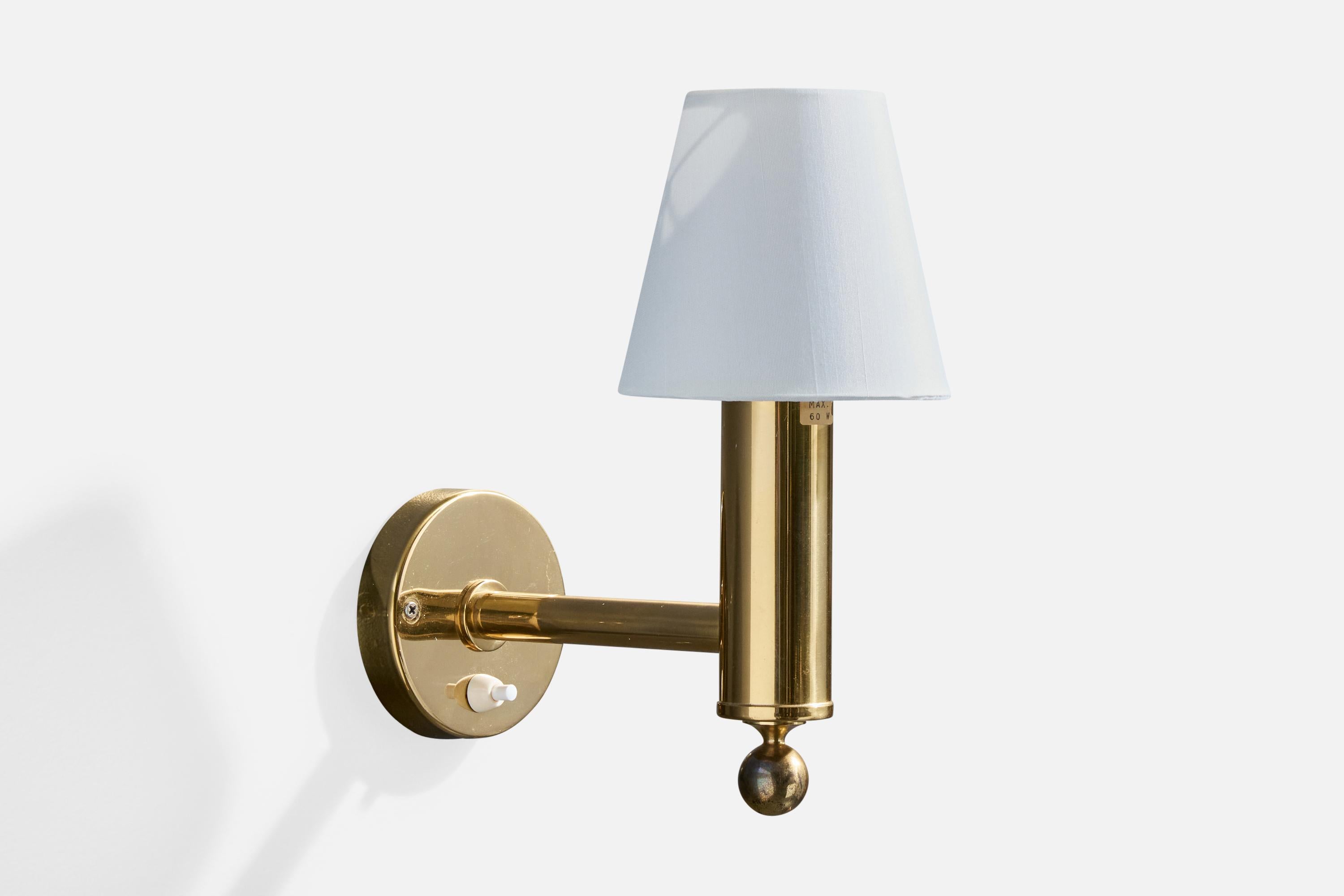 Fine XX secolo Bergboms, Luci da parete, Ottone, Tessuto, Svezia, anni '1970 in vendita