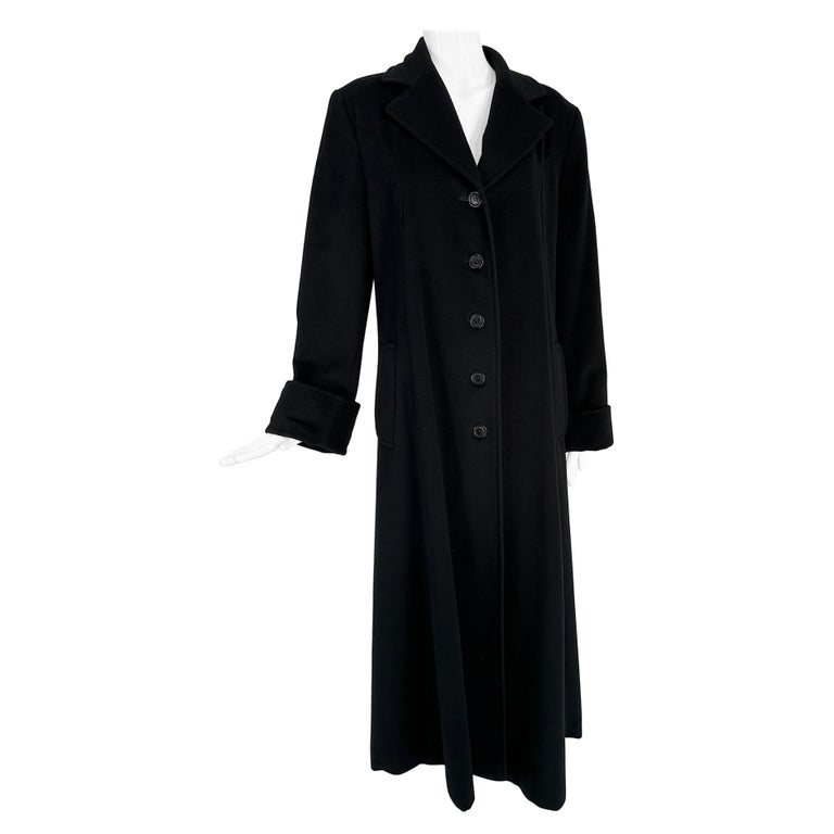 Bergdorf Goodman Schwarzer Kaschmir-Overcoat mit tiefem Mittelsaum